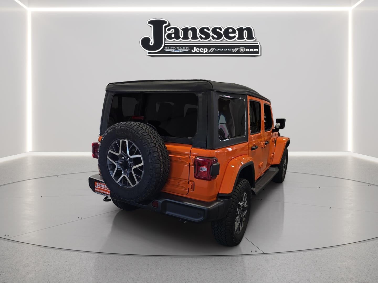 2025 Jeep Wrangler WRANGLER 4-DOOR SAHARA