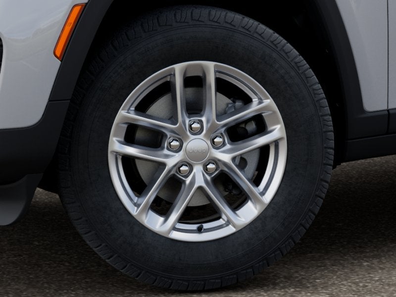2026 Jeep GRAND CHEROKEE GRAND CHEROKEE LAREDO 4X4