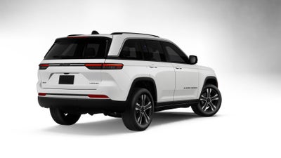 2027 Jeep Grand Cherokee GRAND CHEROKEE LAREDO X 4X4