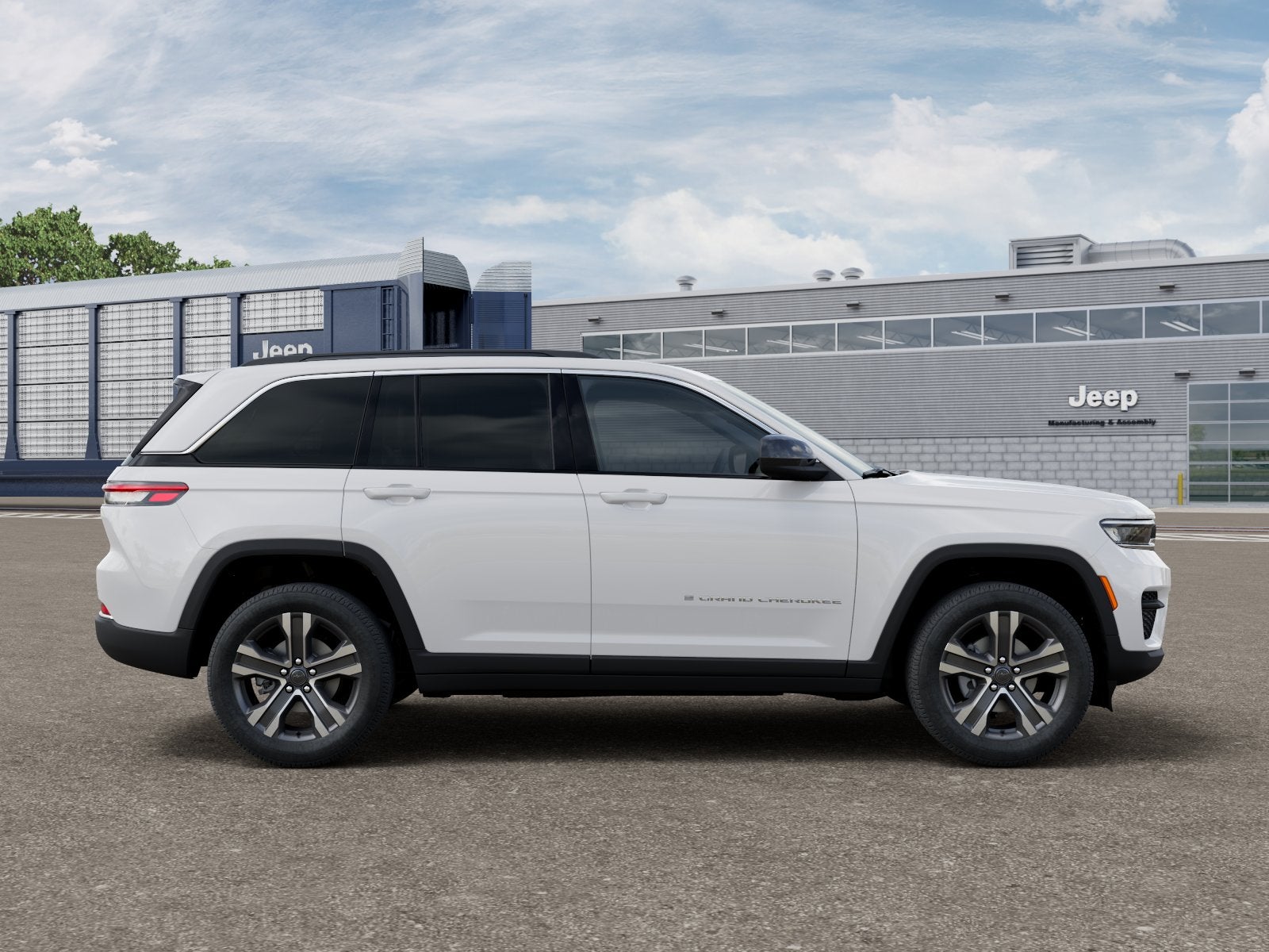 2027 Jeep Grand Cherokee GRAND CHEROKEE LAREDO X 4X4