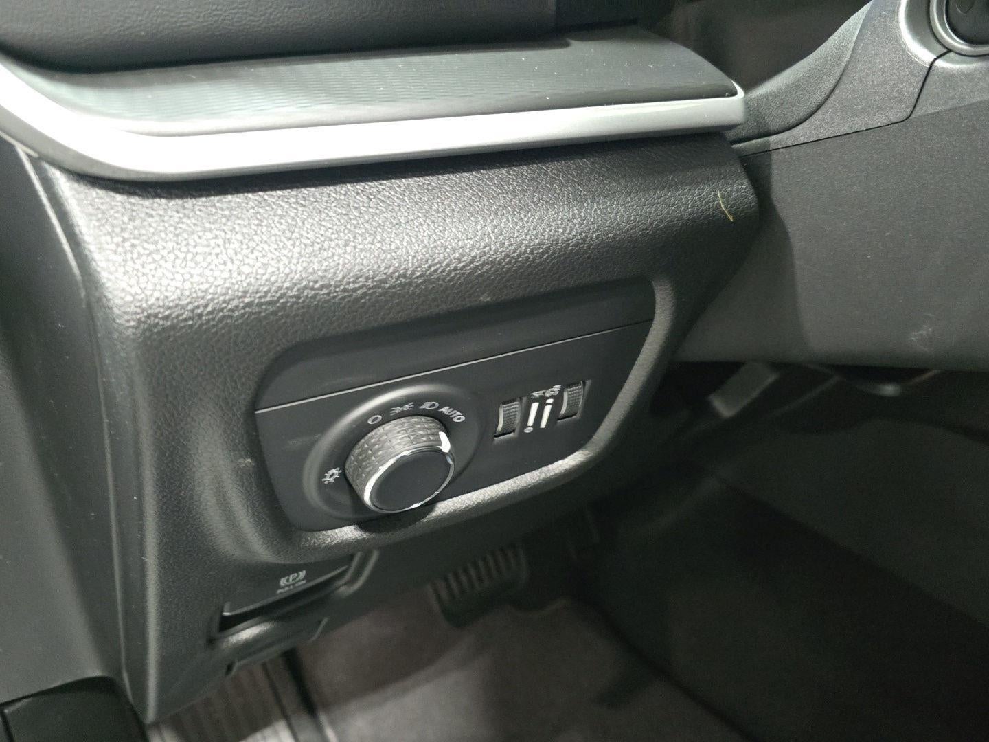 2025 Jeep Grand Cherokee L GRAND CHEROKEE L ALTITUDE X 4X4