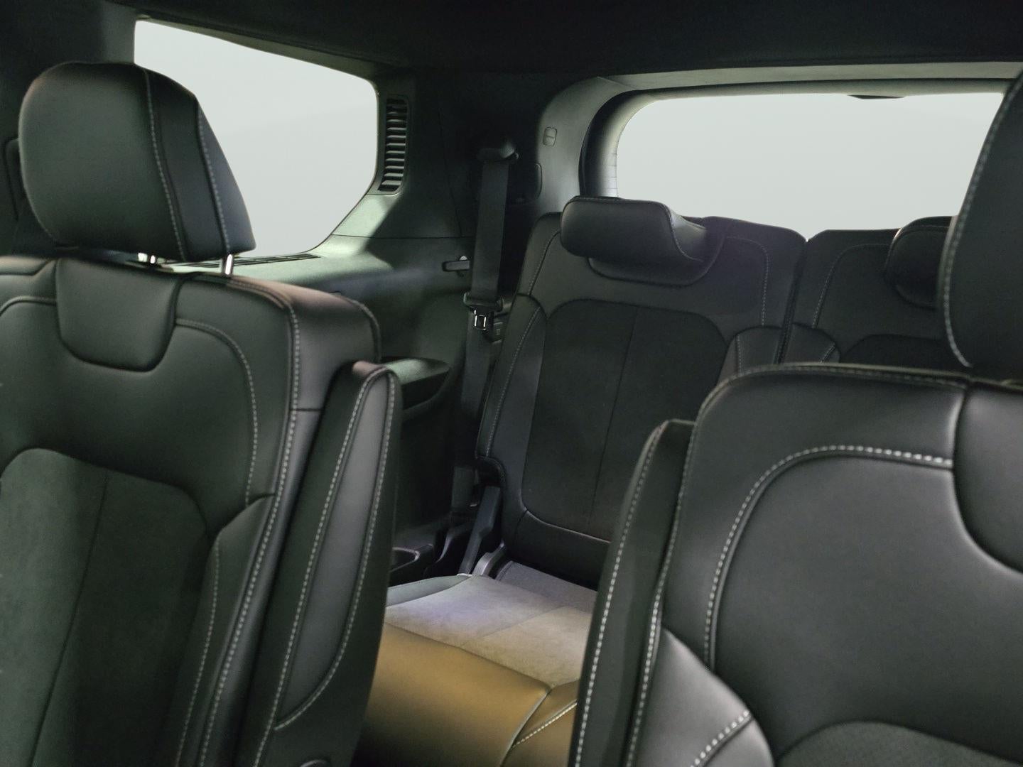 2025 Jeep Grand Cherokee L GRAND CHEROKEE L ALTITUDE X 4X4