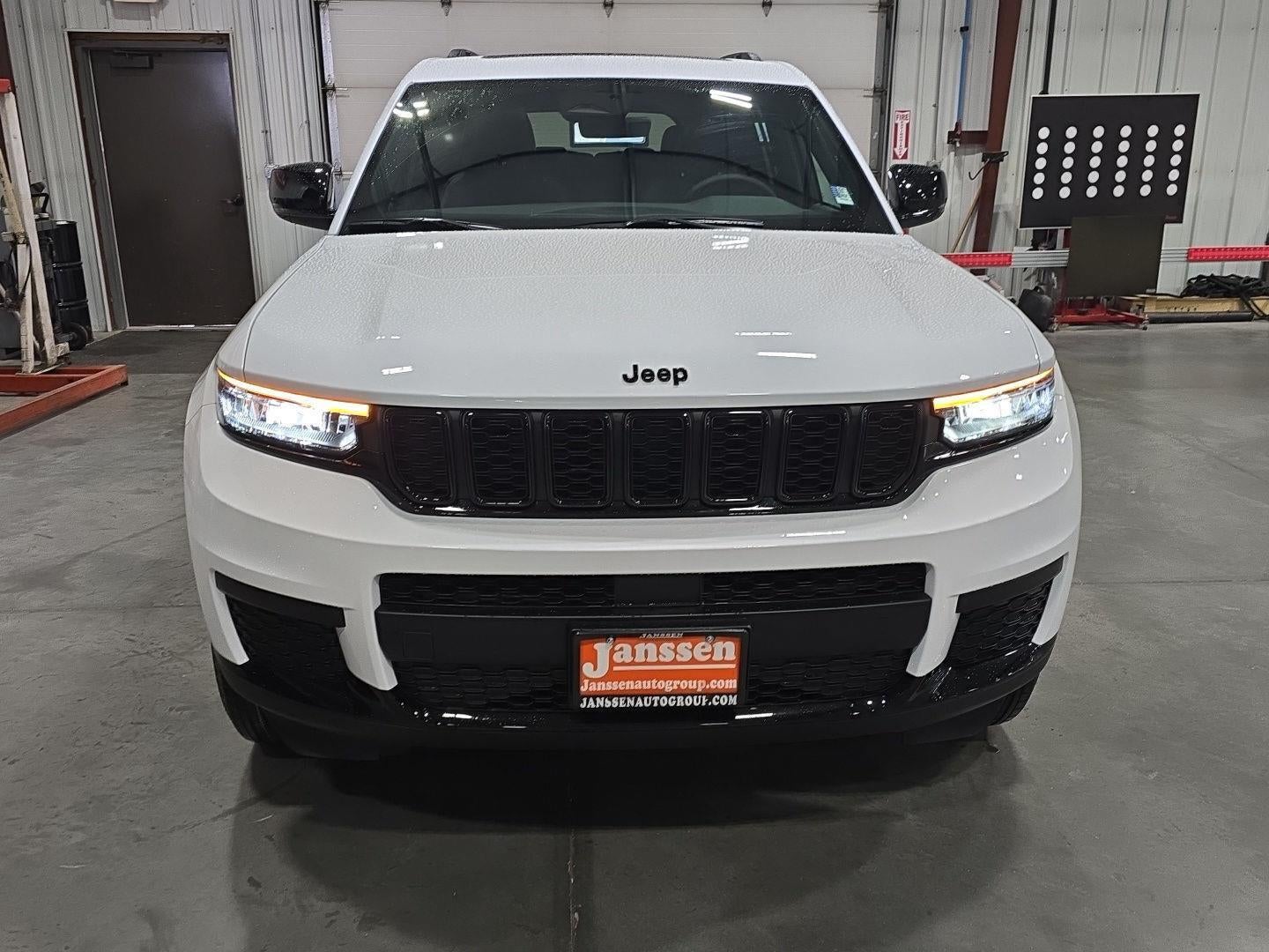 2025 Jeep Grand Cherokee L GRAND CHEROKEE L ALTITUDE X 4X4
