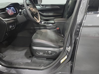 2025 Jeep Grand Cherokee L GRAND CHEROKEE L ALTITUDE X 4X4