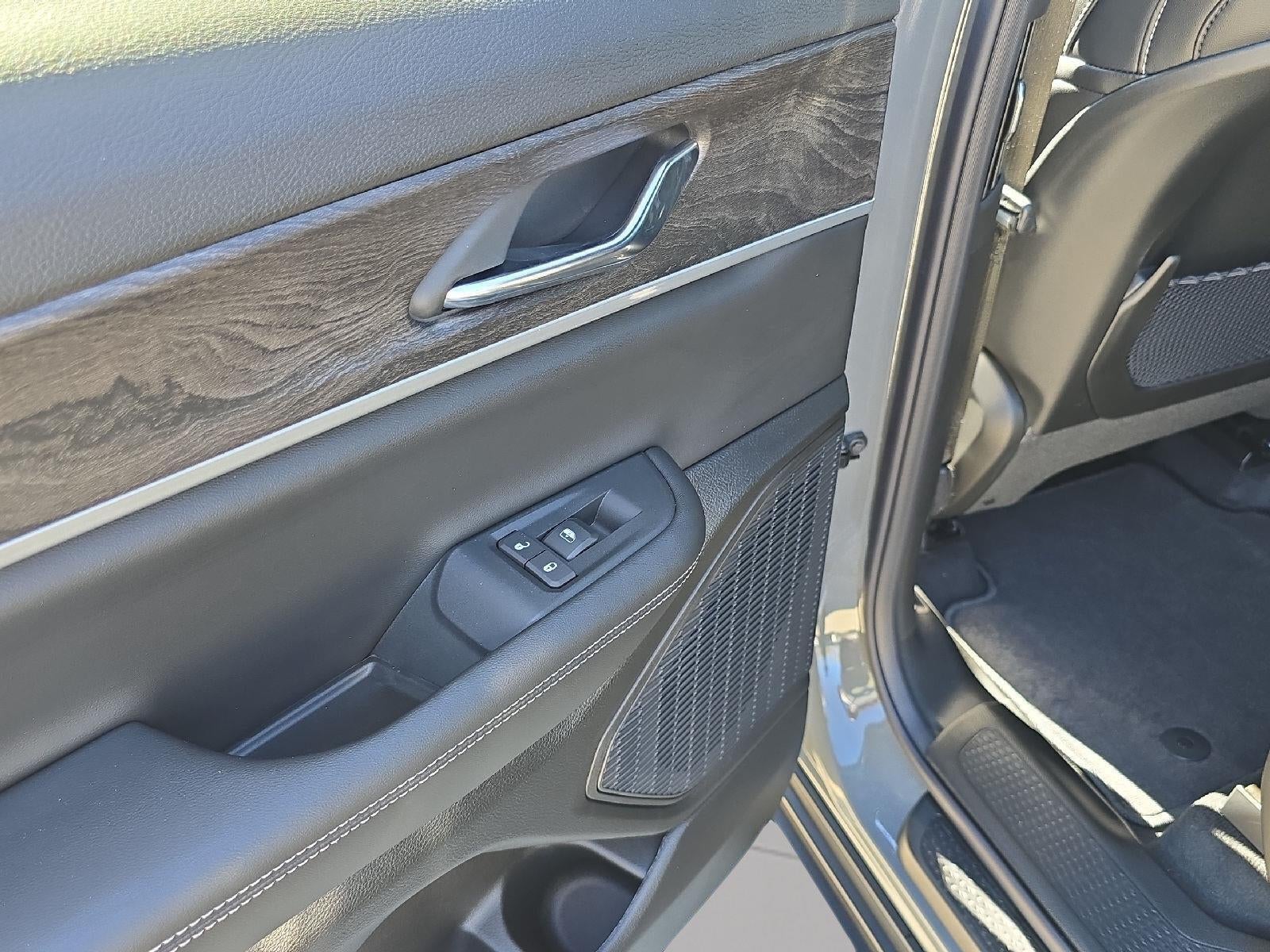 2027 Jeep Grand Cherokee L GRAND CHEROKEE L LAREDO ALTITUDE 4X4