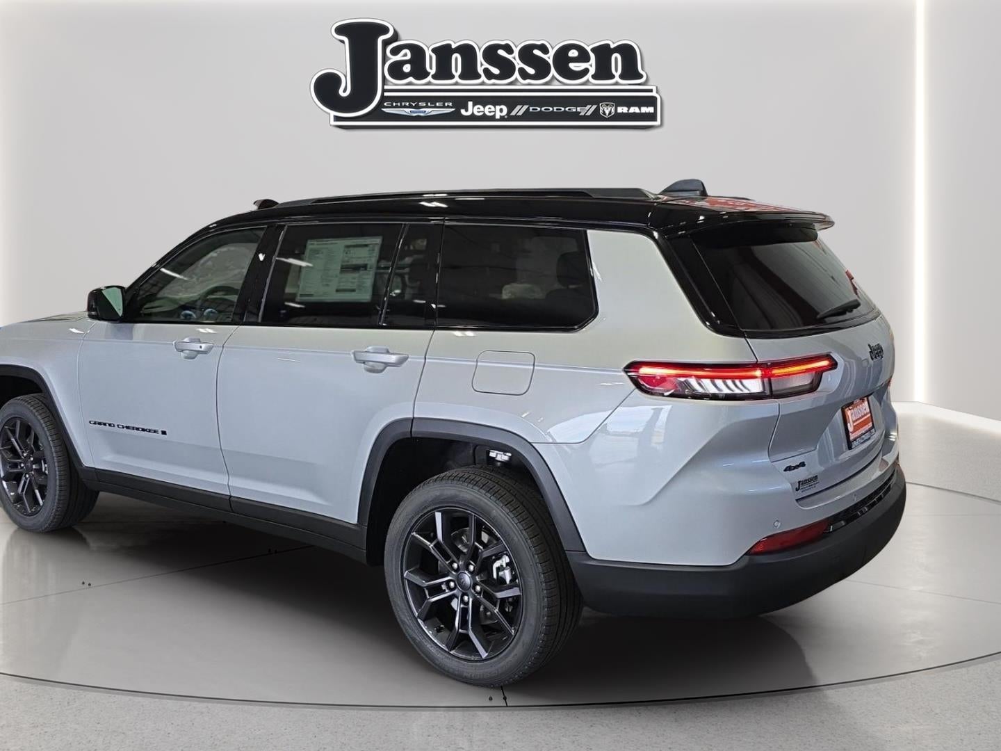 2025 Jeep Grand Cherokee L GRAND CHEROKEE L LIMITED 4X4