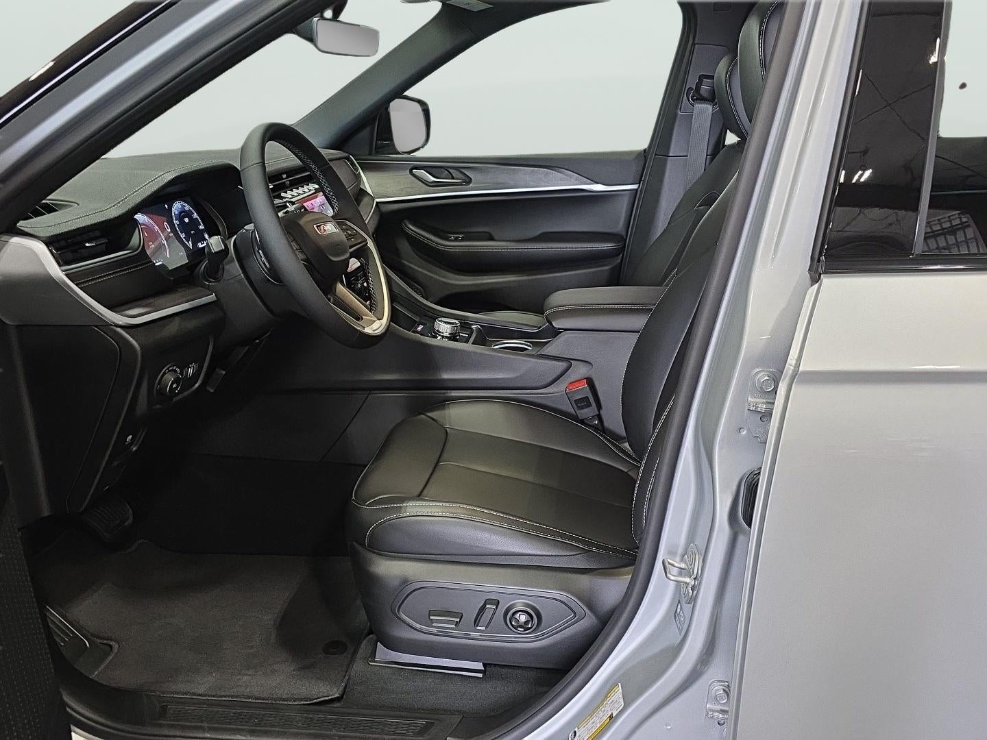 2025 Jeep Grand Cherokee L GRAND CHEROKEE L LIMITED 4X4