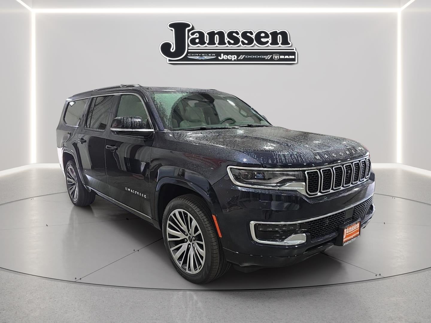 2025 Jeep Wagoneer L WAGONEER L LIMITED 4X4