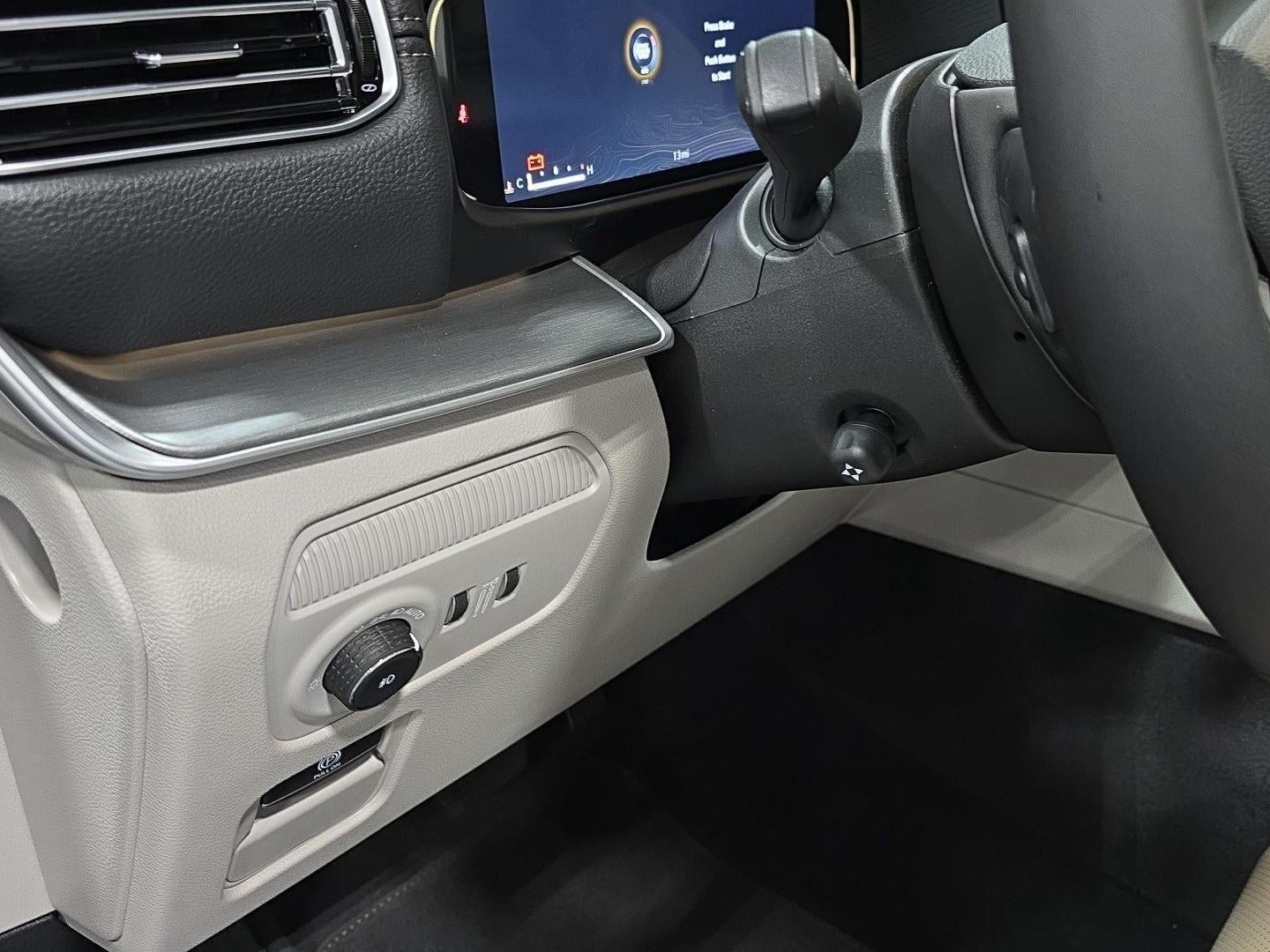 2025 Jeep Wagoneer L WAGONEER L LIMITED 4X4