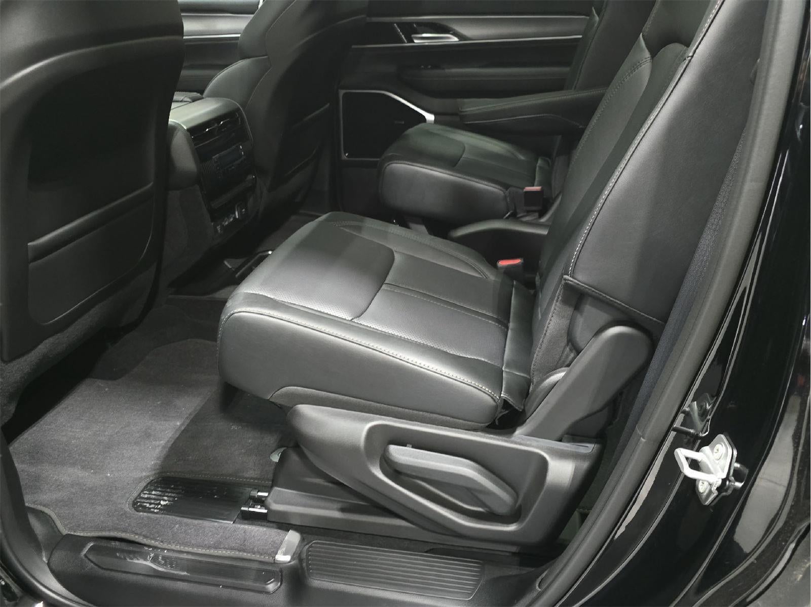 2026 Jeep Grand Wagoneer GRAND WAGONEER LIMITED ALTITUDE 4X4