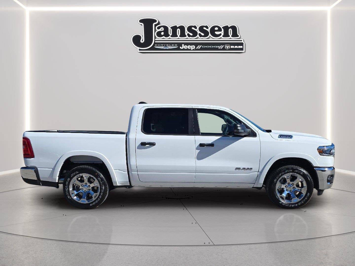 2026 RAM 1500 RAM 1500 BIG HORN CREW CAB 4X4 5'7' BOX