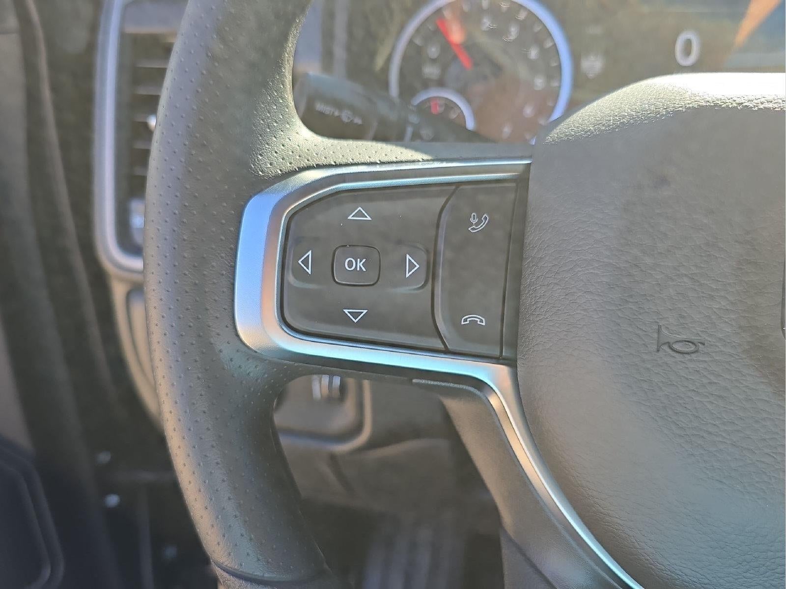 2027 RAM 1500 RAM 1500 WARLOCK CREW CAB 4X4 5'7' BOX