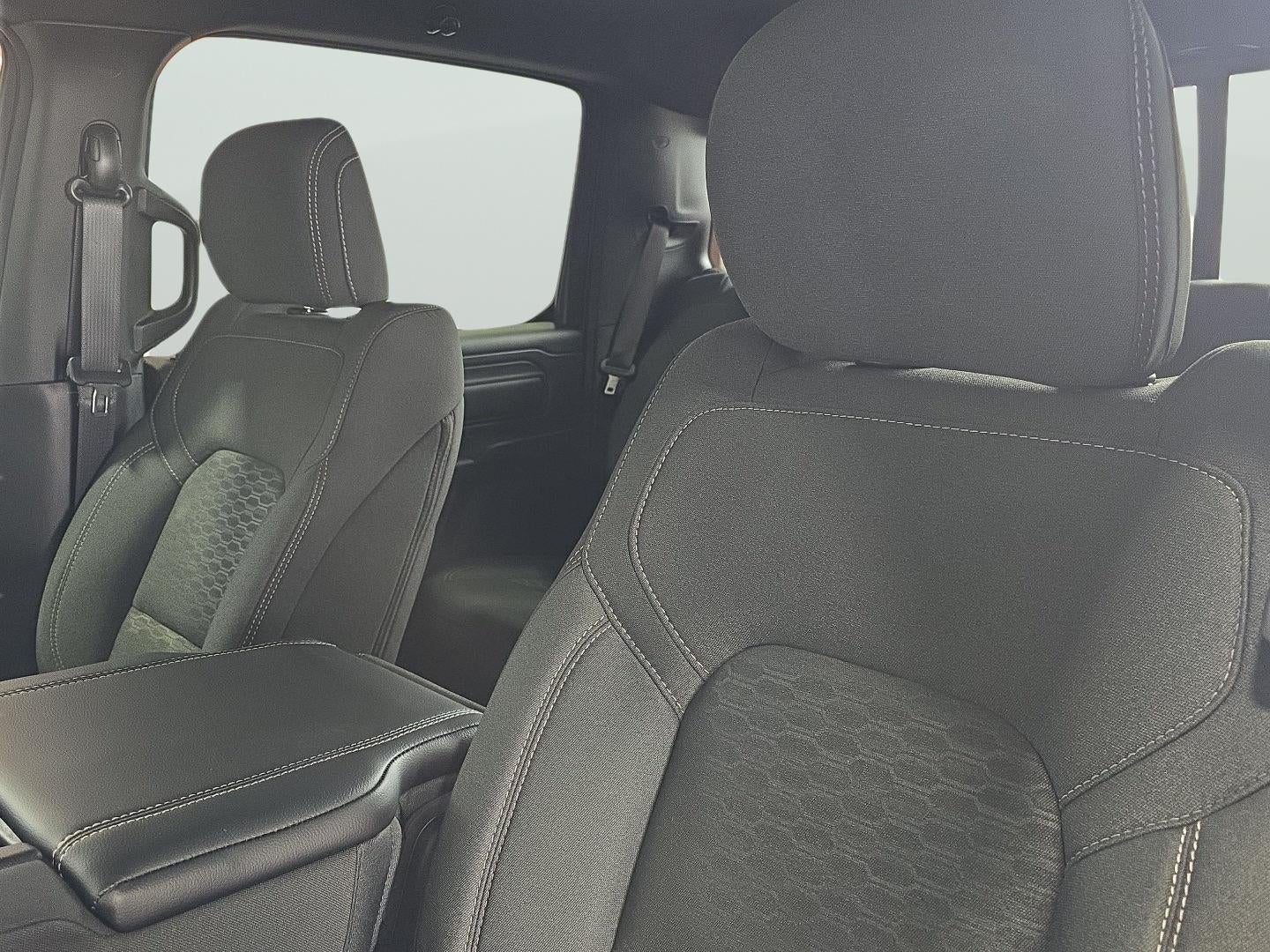 2026 RAM 1500 RAM 1500 TRADESMAN CREW CAB 4X4 5'7' BOX