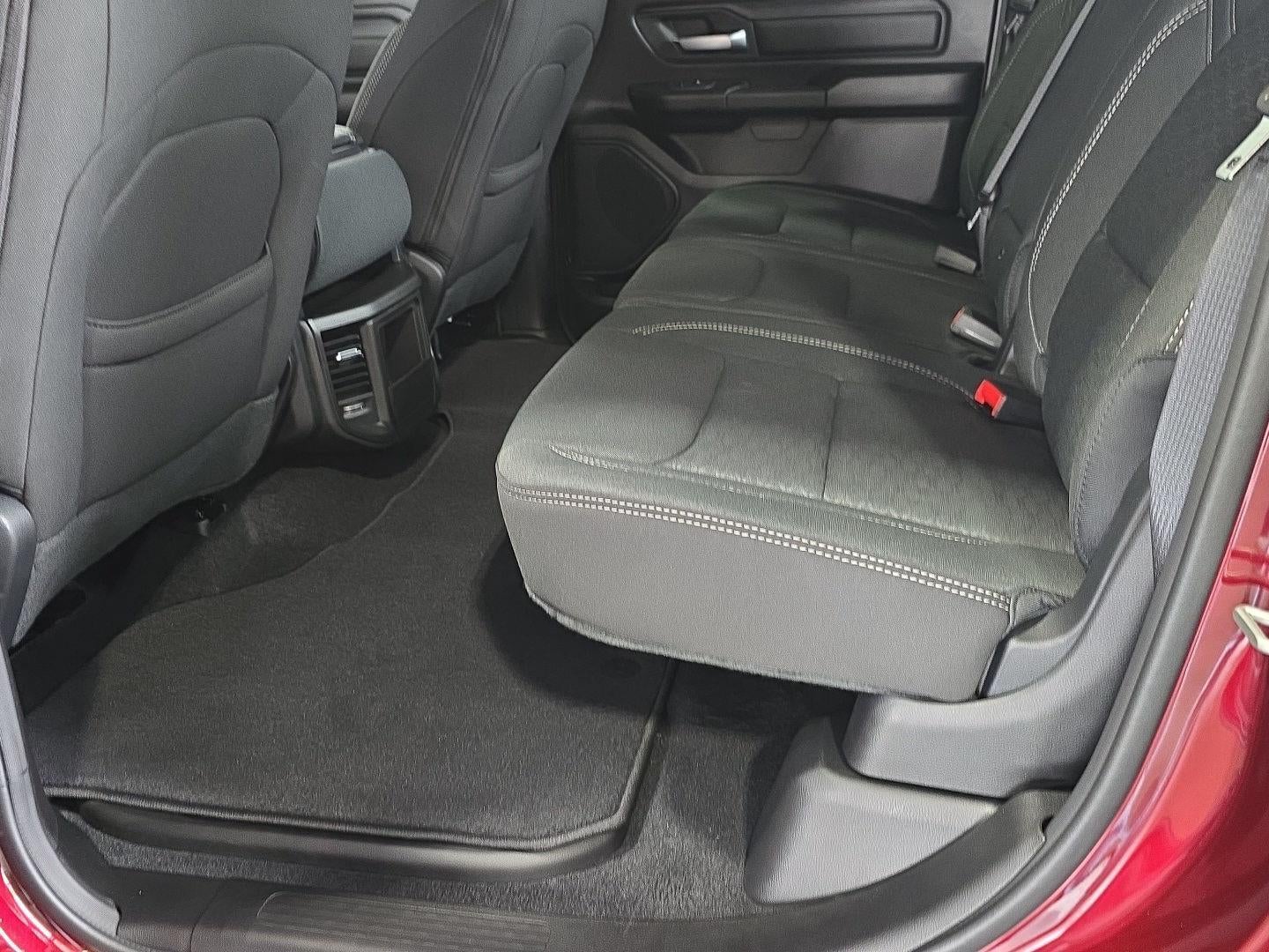 2026 RAM 1500 RAM 1500 TRADESMAN CREW CAB 4X4 5'7' BOX