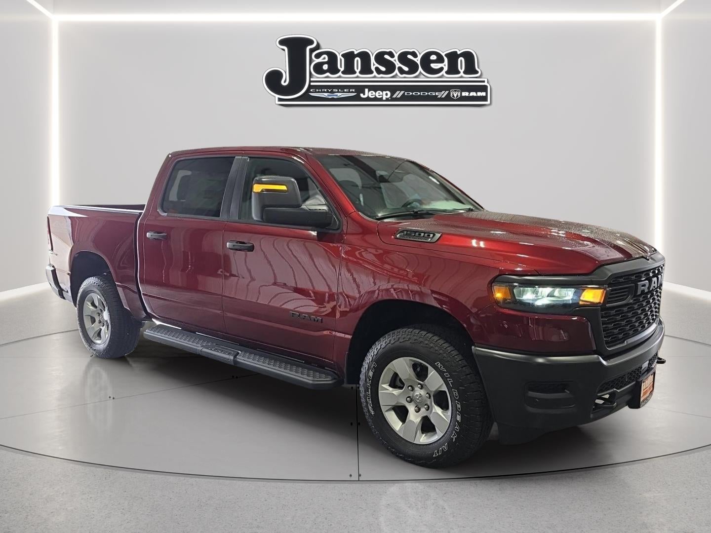 2026 RAM 1500 RAM 1500 TRADESMAN CREW CAB 4X4 5'7' BOX