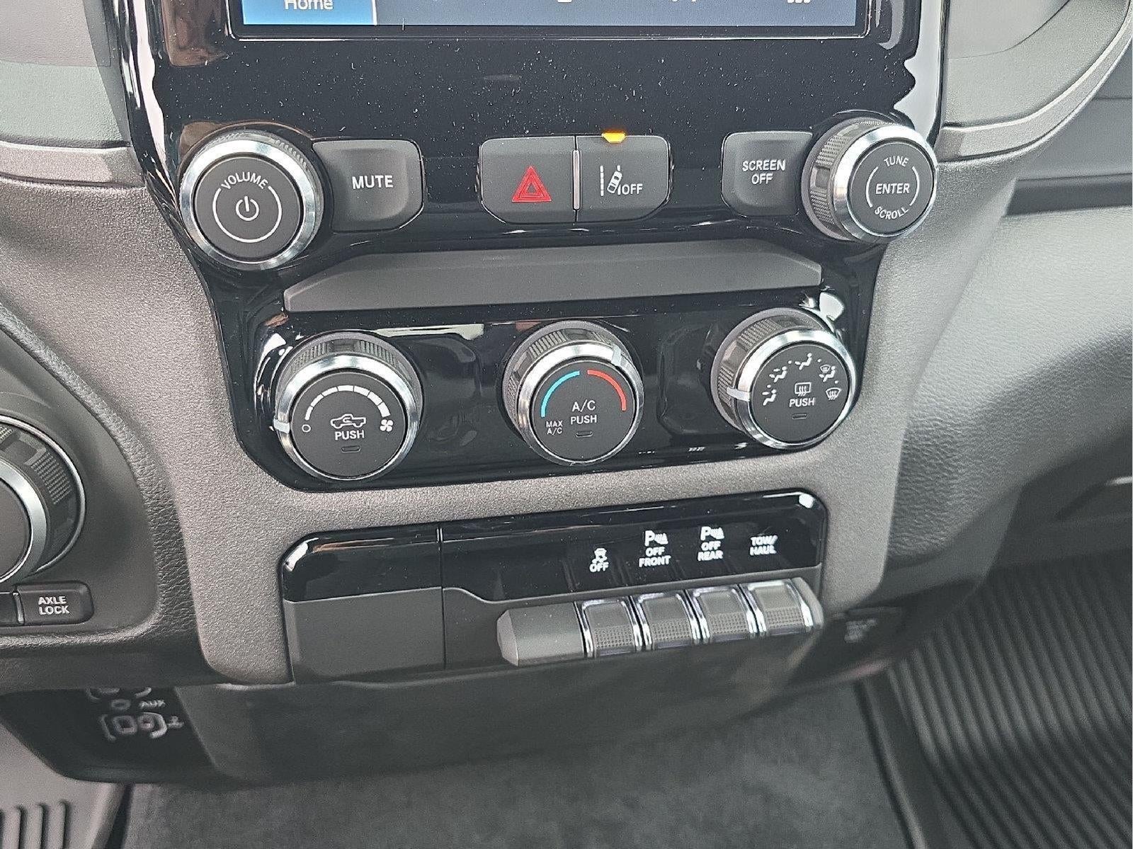 2027 RAM 1500 RAM 1500 WARLOCK CREW CAB 4X4 5'7' BOX