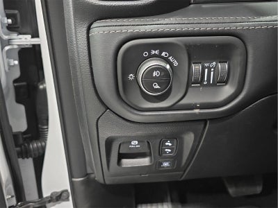 2026 RAM 1500 RAM 1500 LIMITED CREW CAB 4X4 5'7' BOX