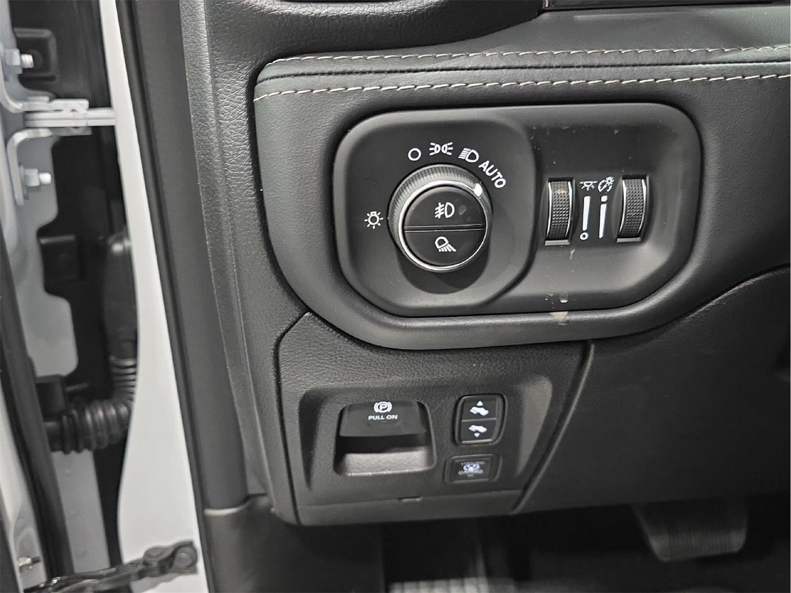 2026 RAM 1500 RAM 1500 LIMITED CREW CAB 4X4 5'7' BOX