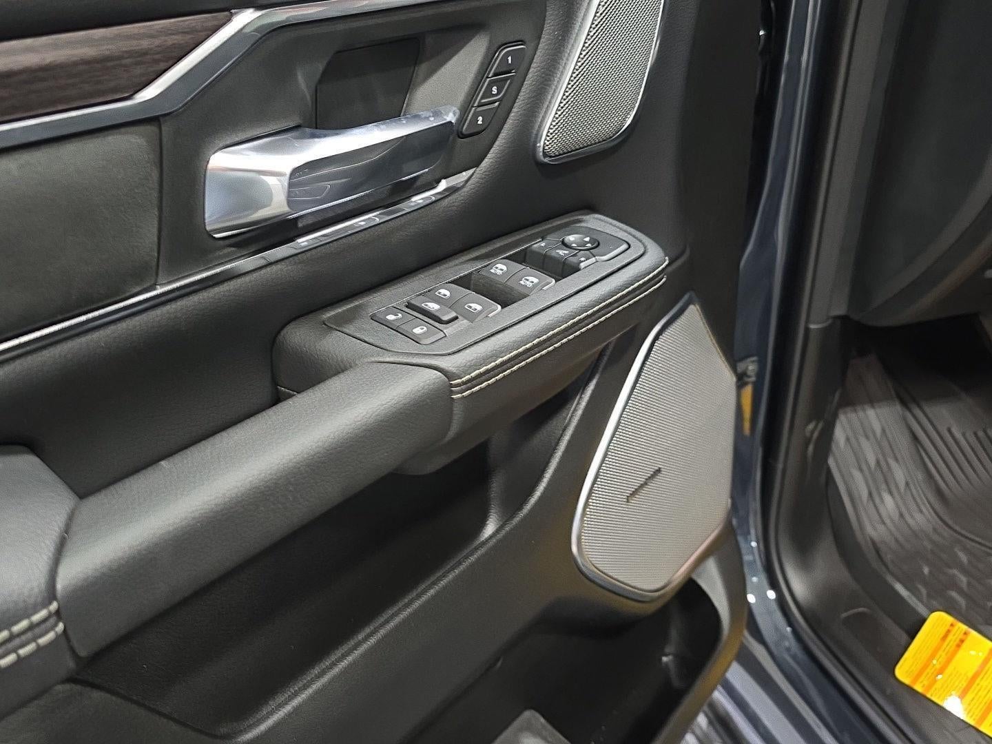 2026 RAM 1500 RAM 1500 LARAMIE CREW CAB 4X4 5'7' BOX