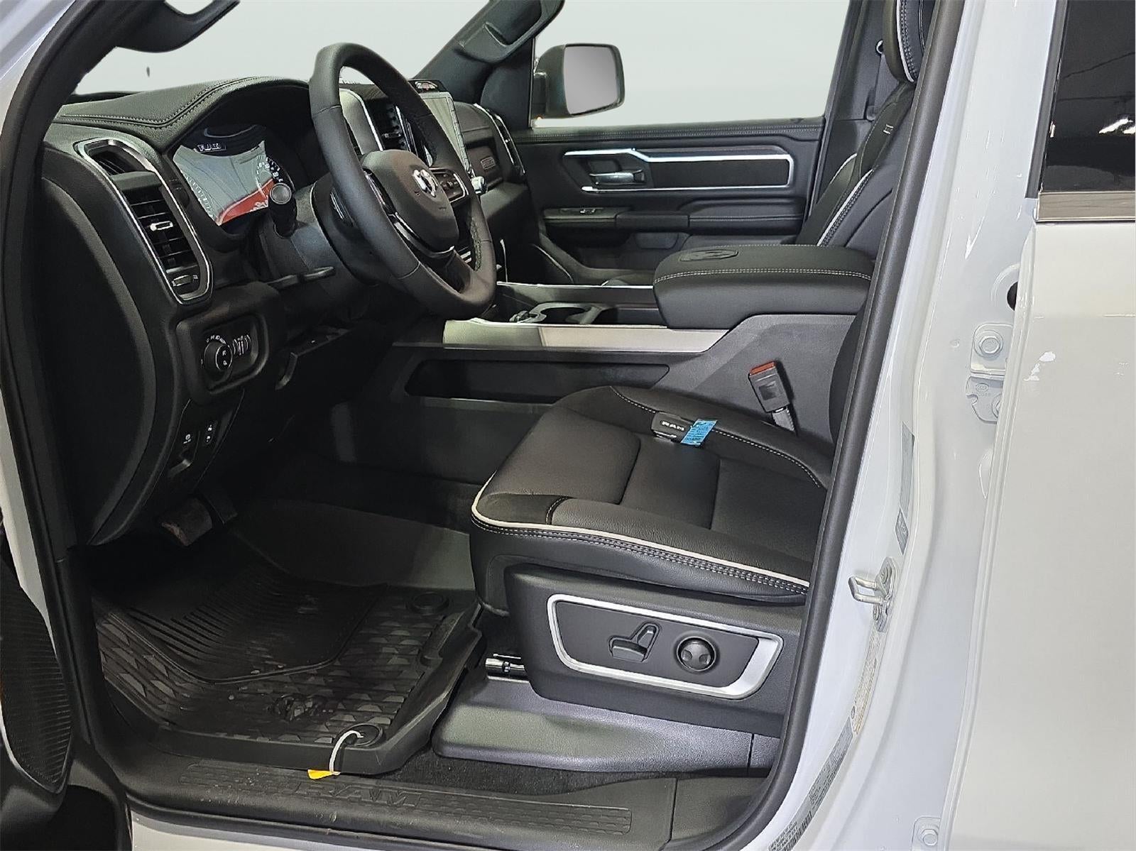 2026 RAM 1500 RAM 1500 LARAMIE CREW CAB 4X4 5'7' BOX