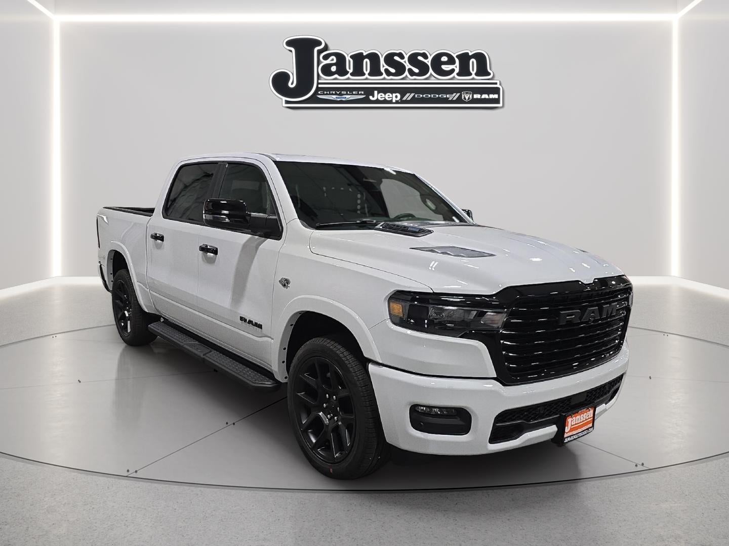 2026 RAM 1500 RAM 1500 LARAMIE CREW CAB 4X4 5'7' BOX