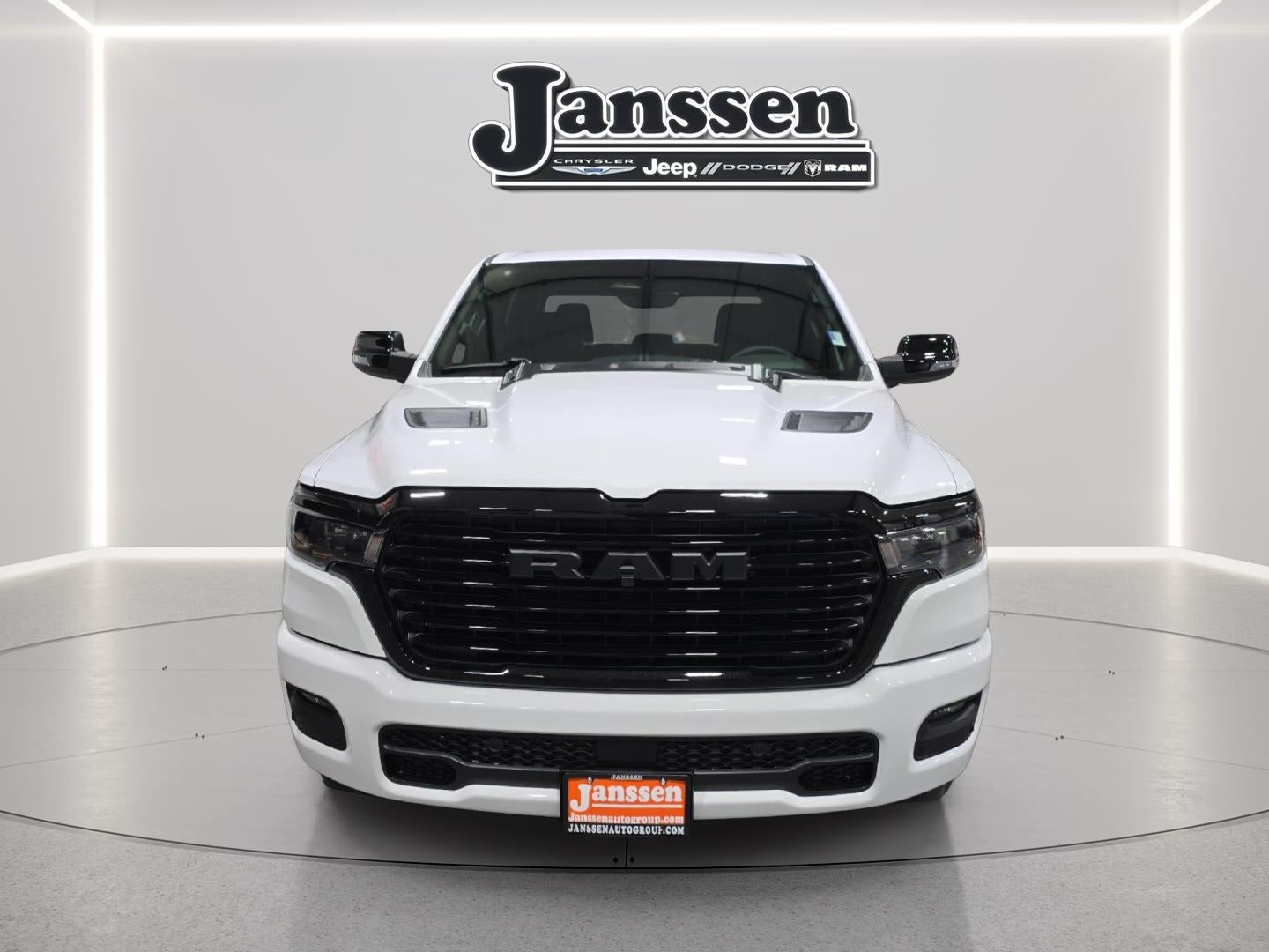 2026 RAM 1500 RAM 1500 LARAMIE CREW CAB 4X4 5'7' BOX