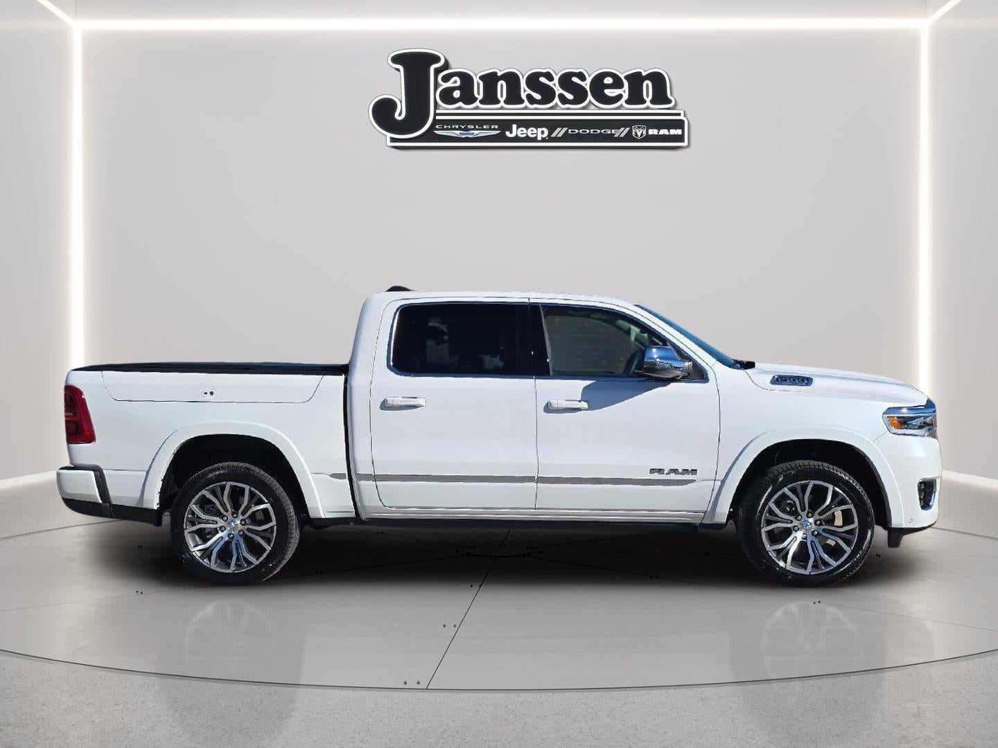 2027 RAM 1500 RAM 1500 TUNGSTEN CREW CAB 4X4 5'7' BOX
