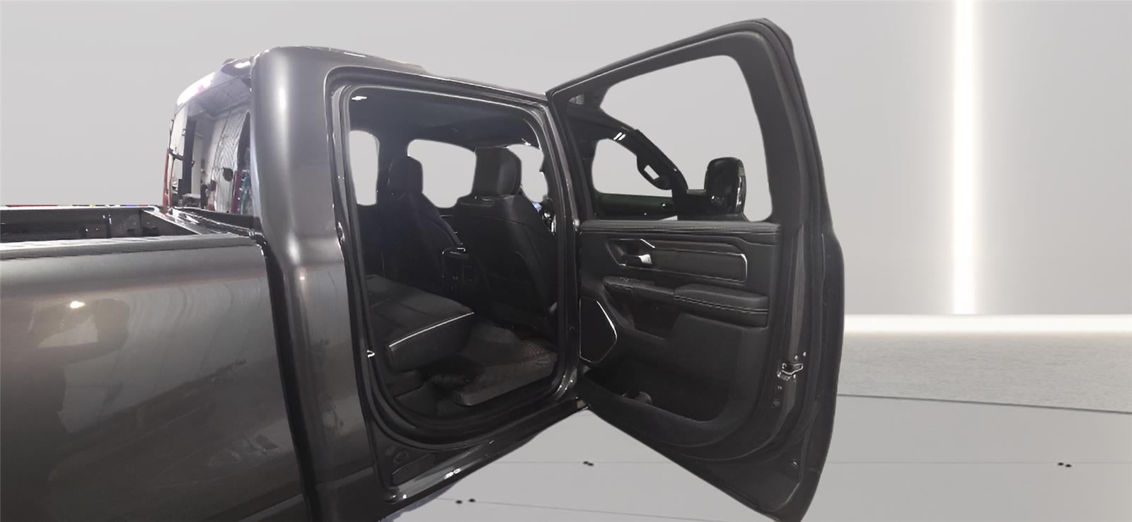 2026 RAM 1500 RAM 1500 LARAMIE CREW CAB 4X4 6'4' BOX