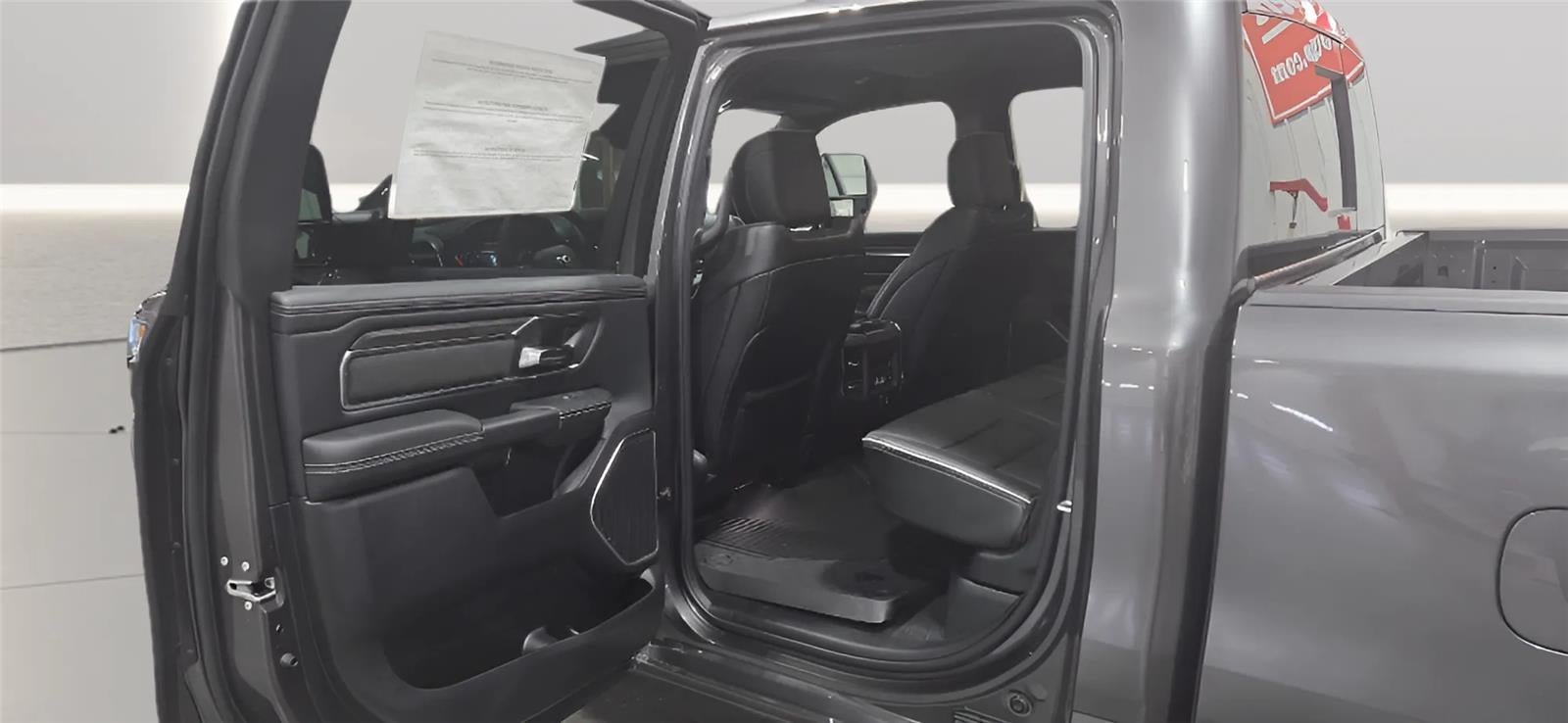 2026 RAM 1500 RAM 1500 LARAMIE CREW CAB 4X4 6'4' BOX