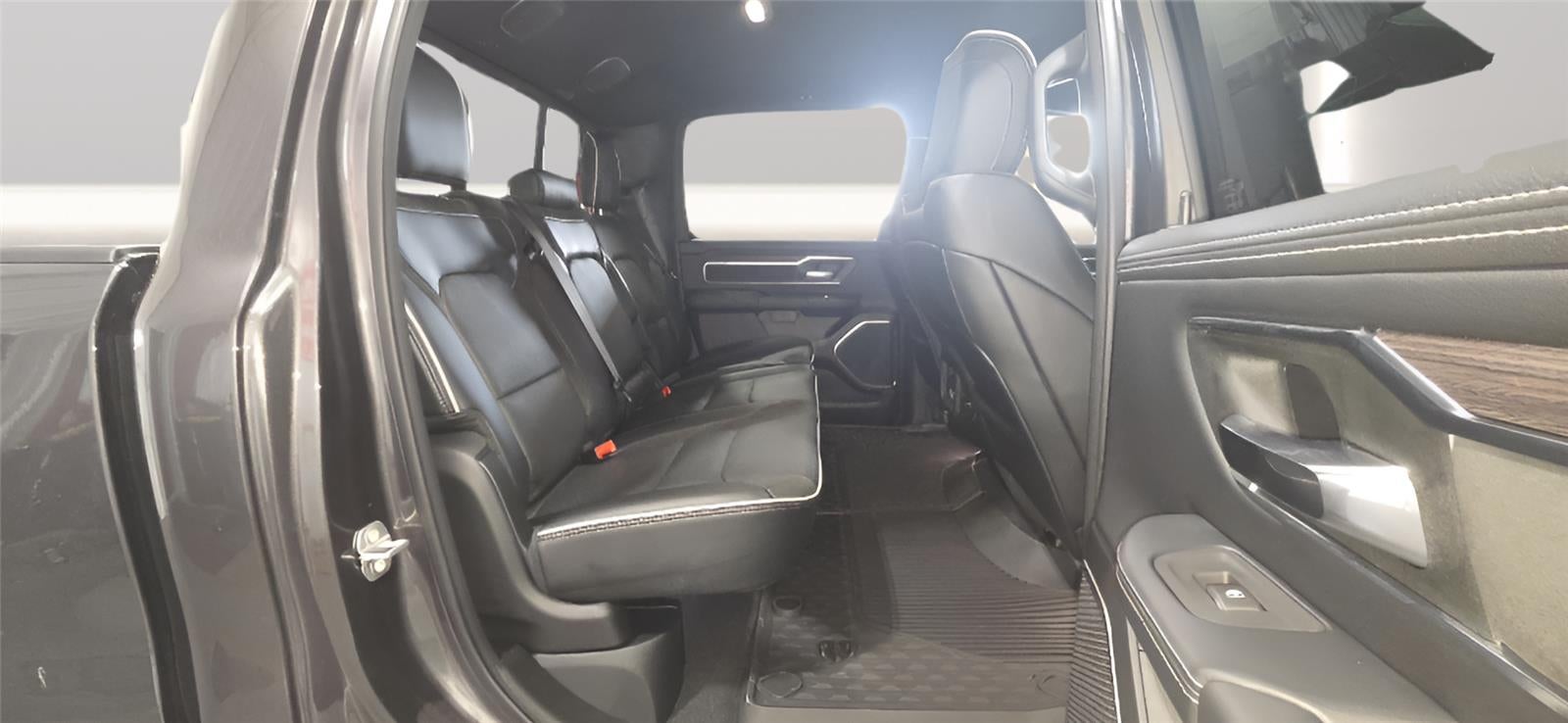 2026 RAM 1500 RAM 1500 LARAMIE CREW CAB 4X4 6'4' BOX