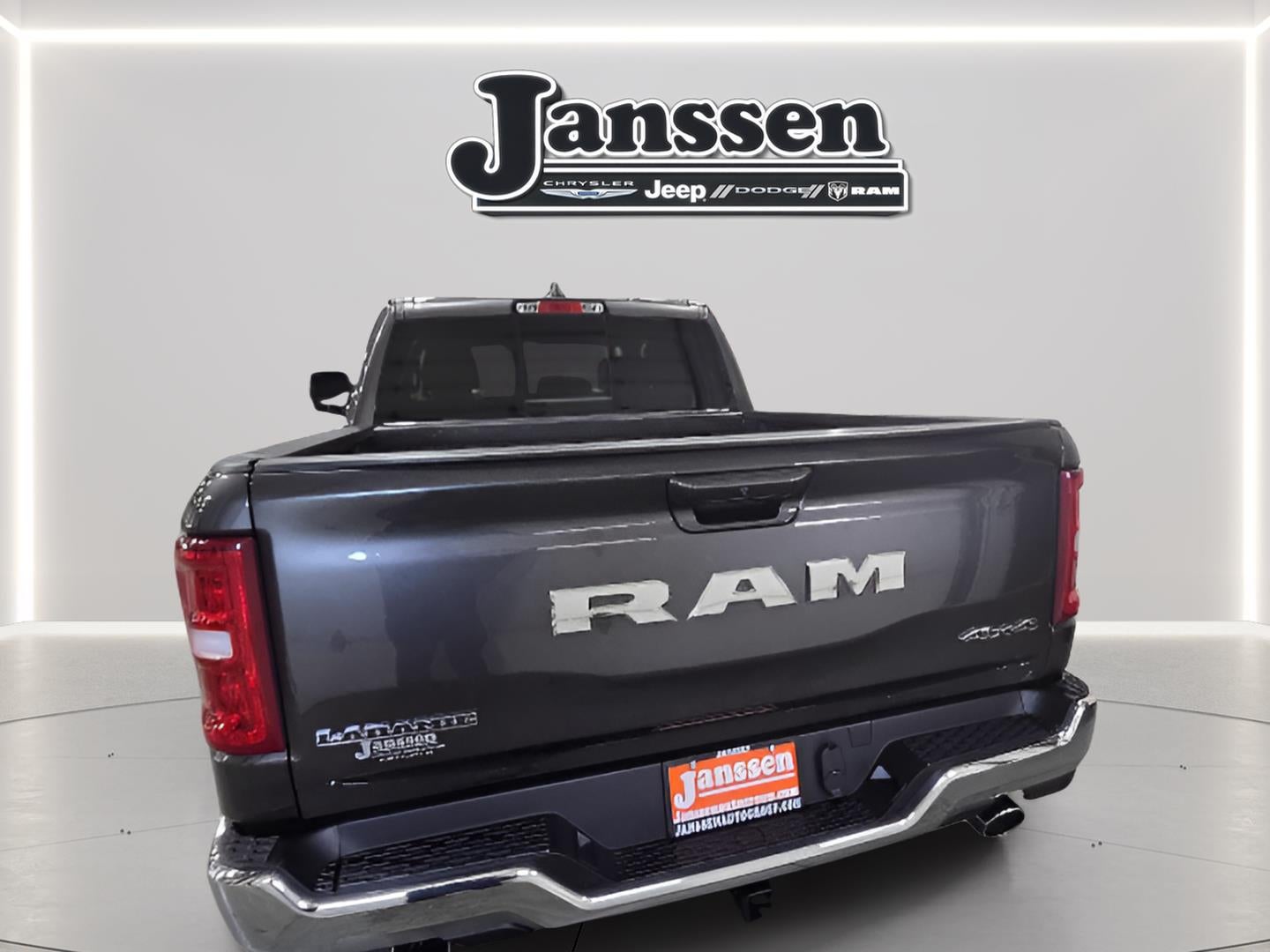 2026 RAM 1500 RAM 1500 LARAMIE CREW CAB 4X4 6'4' BOX