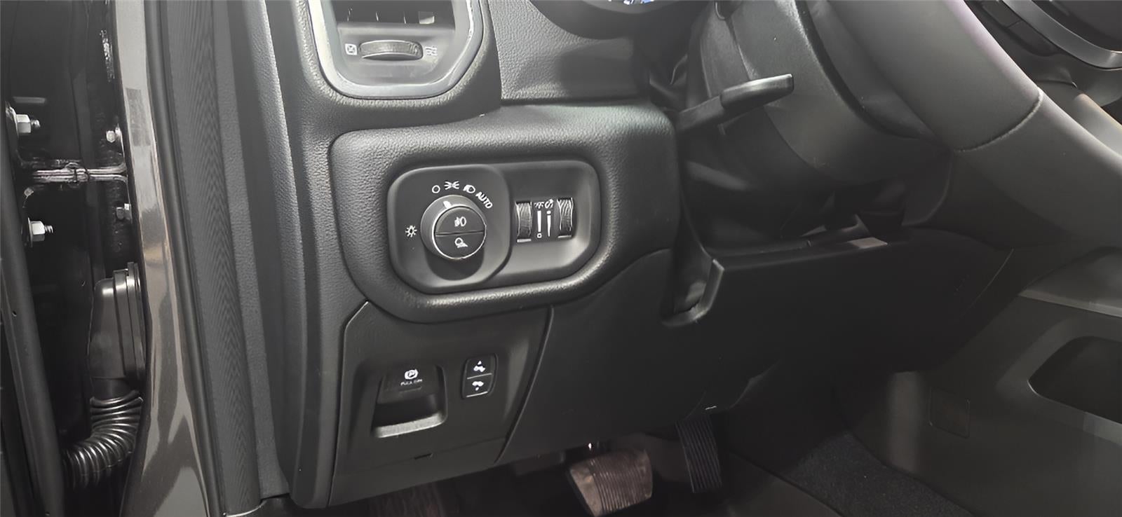 2026 RAM 1500 RAM 1500 LARAMIE CREW CAB 4X4 6'4' BOX