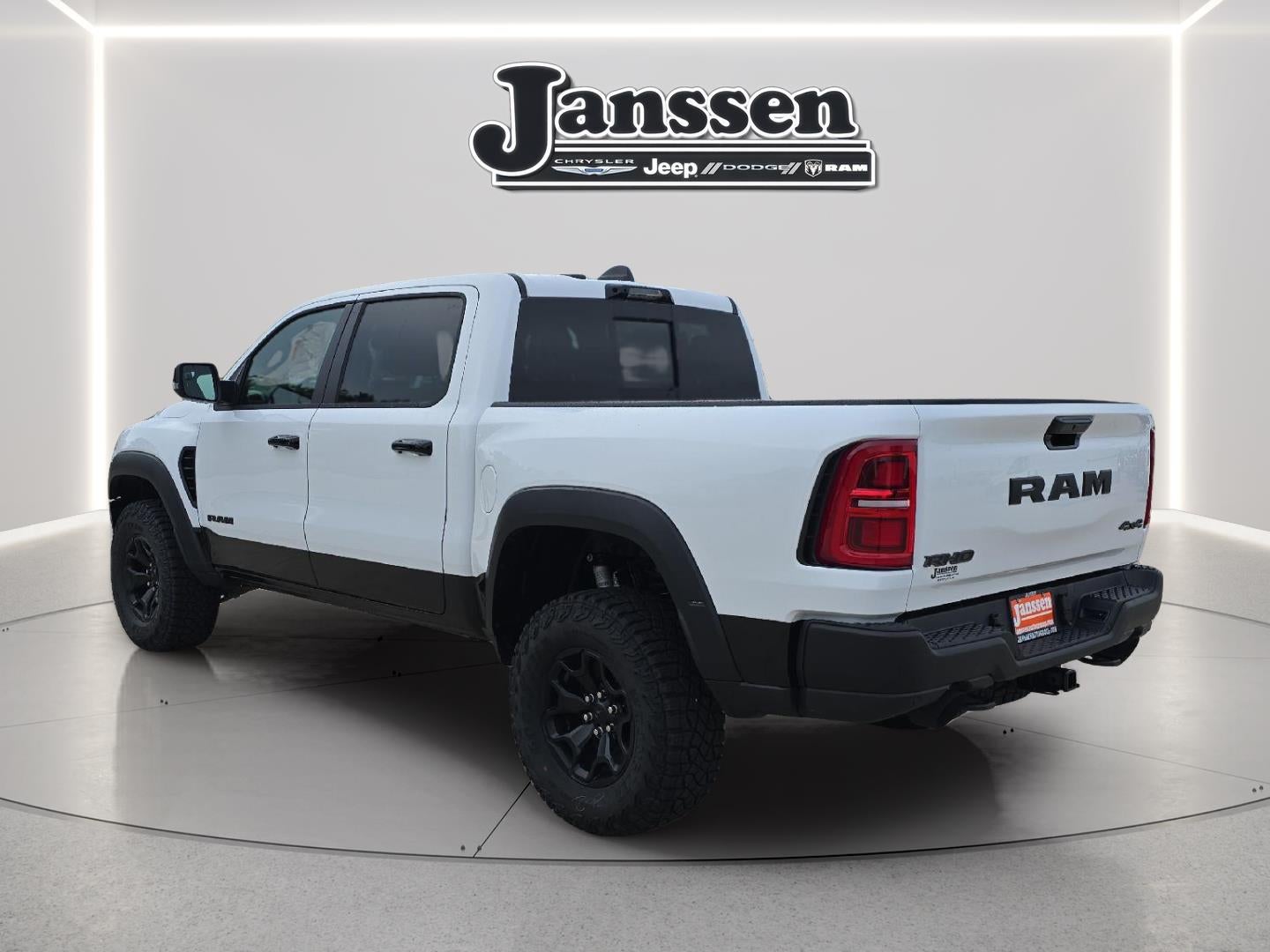 2026 RAM 1500 RAM 1500 RHO CREW CAB 4X4 5'7' BOX