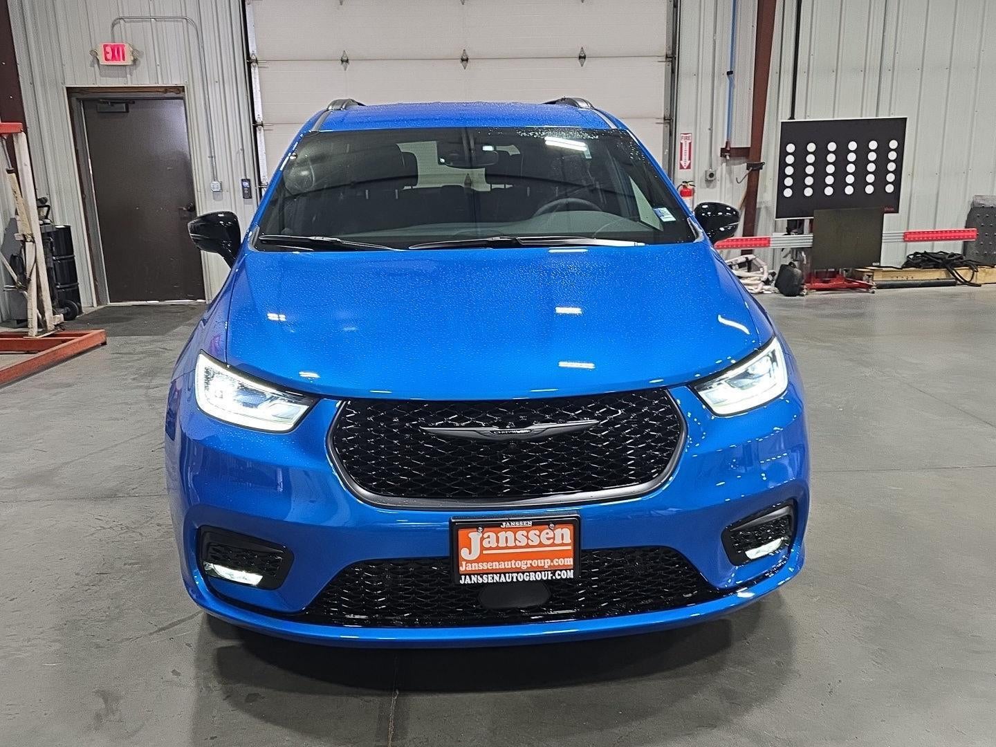 2026 Chrysler Pacifica PACIFICA SELECT