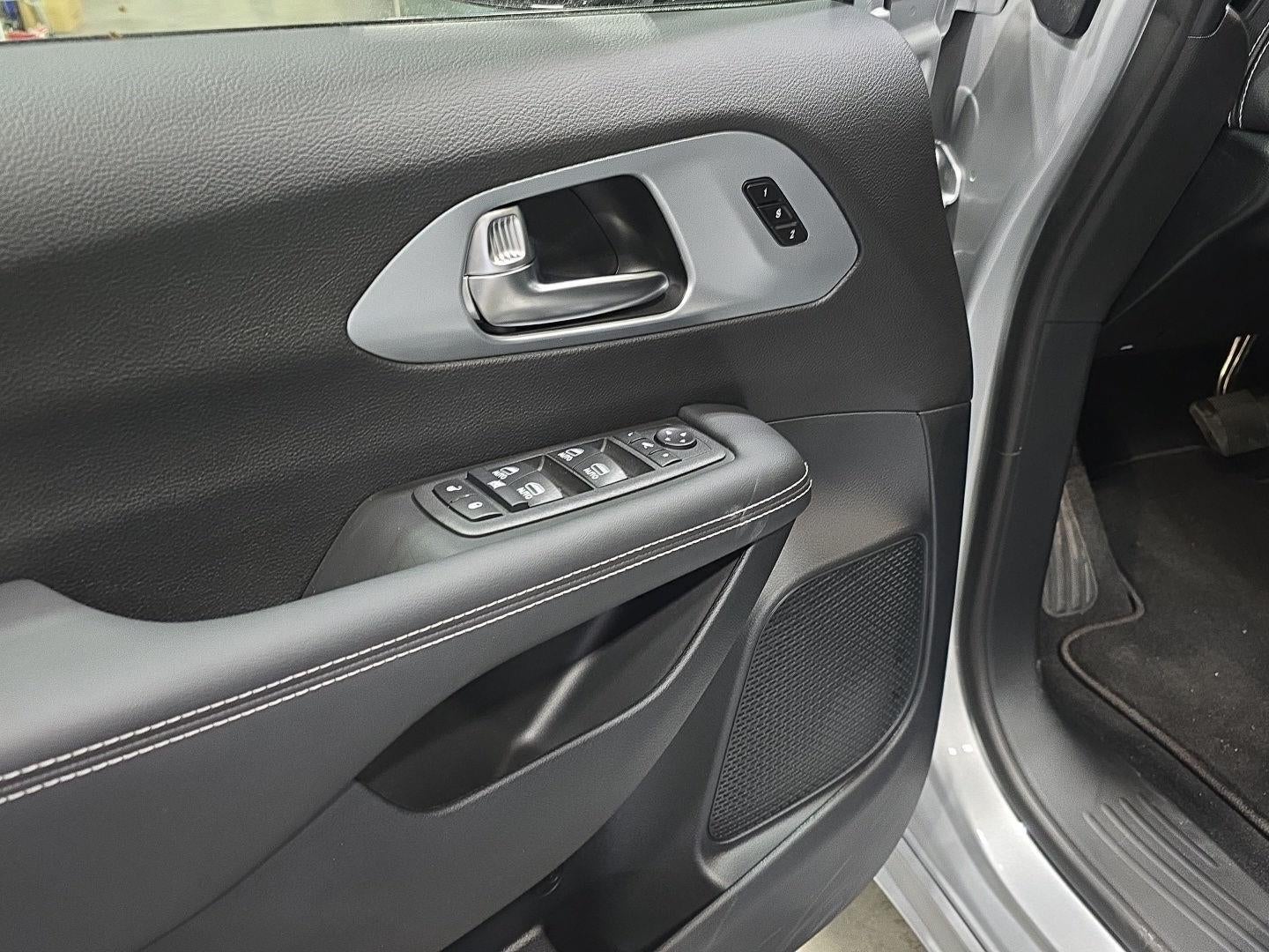 2026 Chrysler Pacifica PACIFICA LIMITED AWD