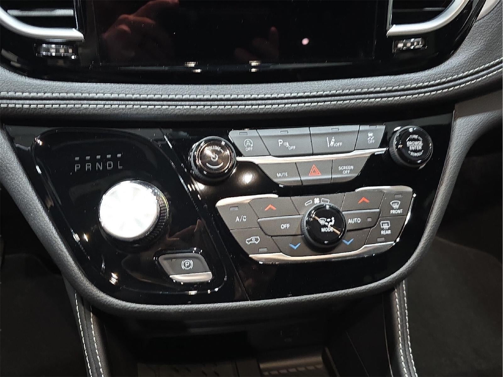 2026 Chrysler Pacifica PACIFICA LIMITED AWD