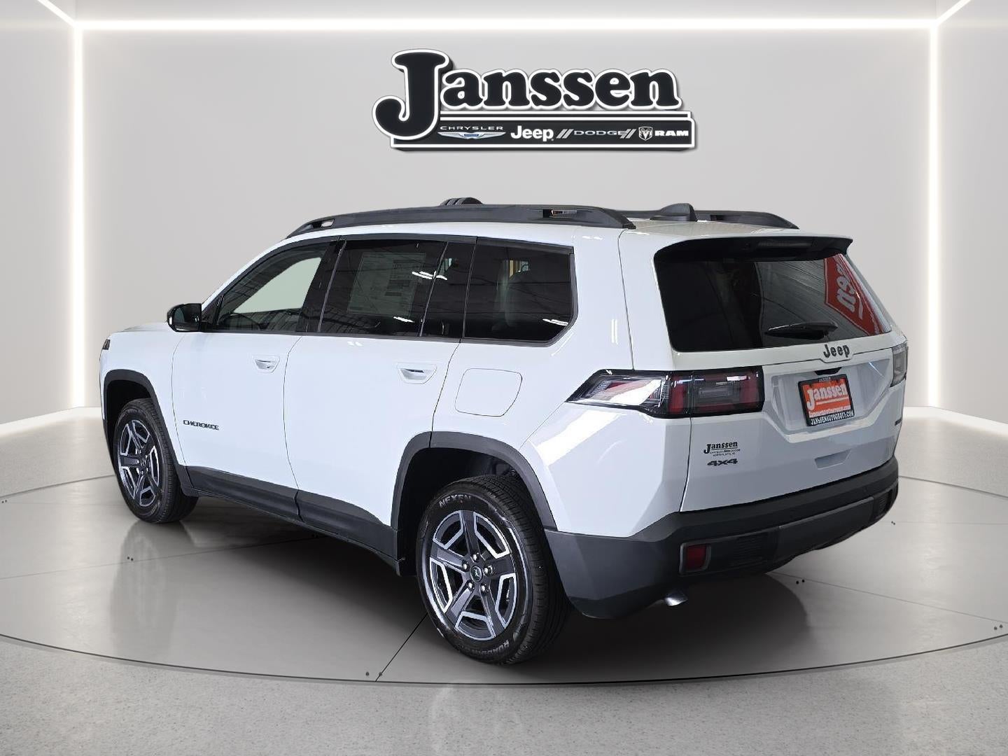 2026 Jeep Cherokee CHEROKEE LAREDO 4X4