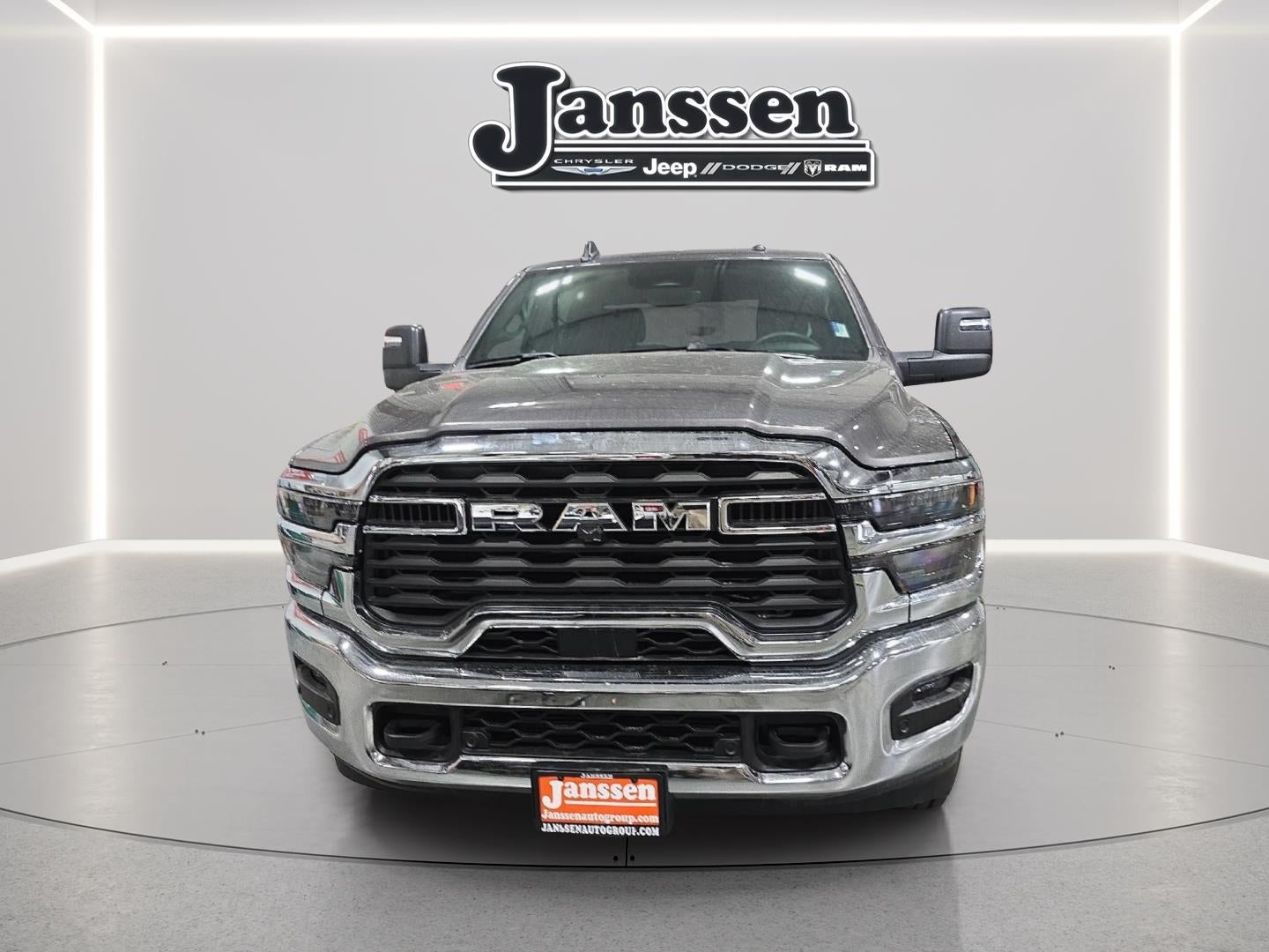 2026 RAM 3500 RAM 3500 TRADESMAN CREW CAB 4X4 6'4' BOX