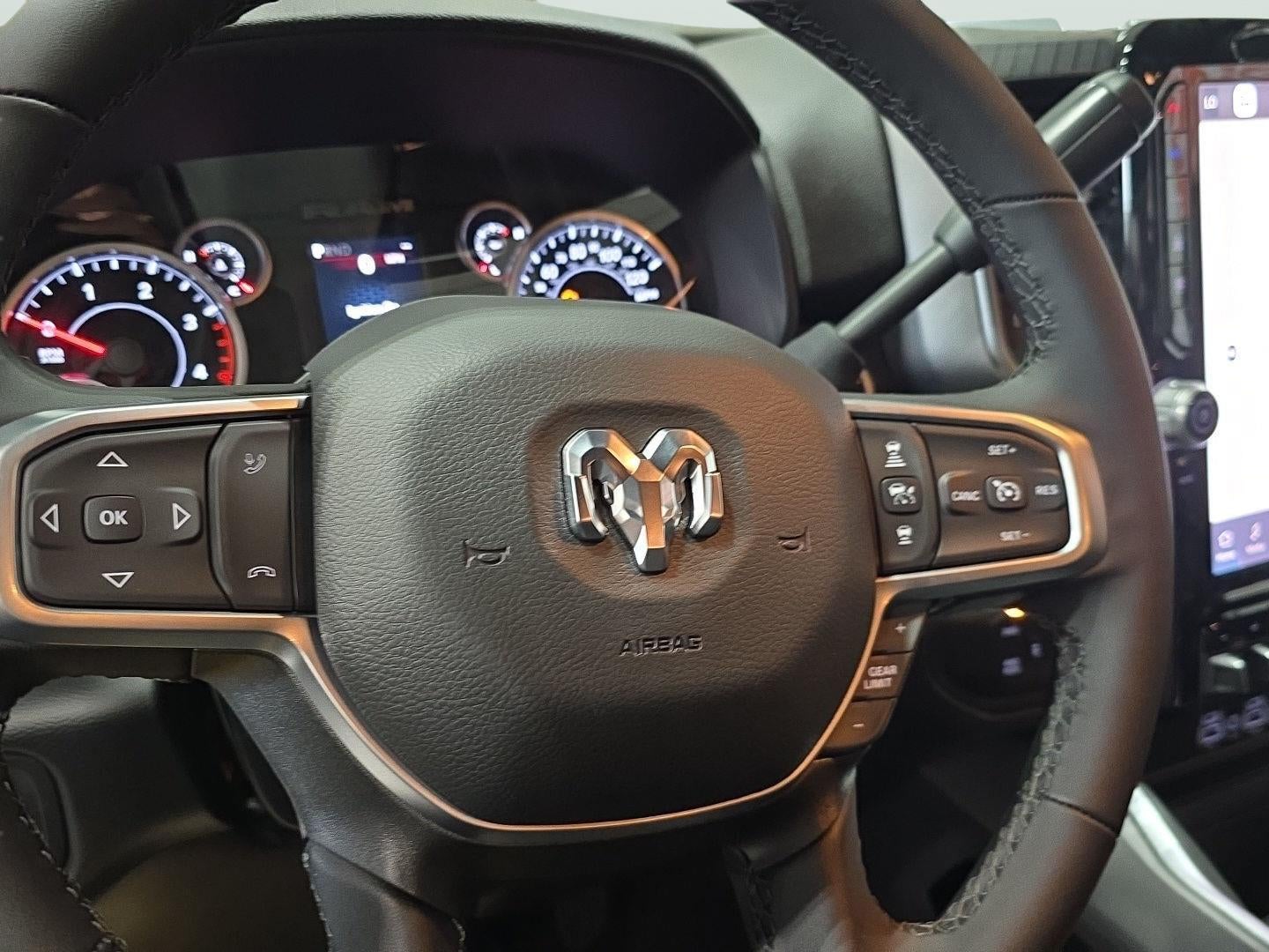 2026 RAM 3500 RAM 3500 BIG HORN CREW CAB 4X4 6'4' BOX