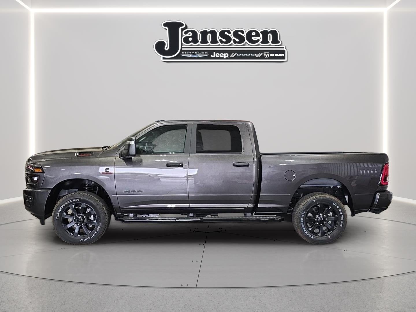 2026 RAM 3500 RAM 3500 BIG HORN CREW CAB 4X4 6'4' BOX