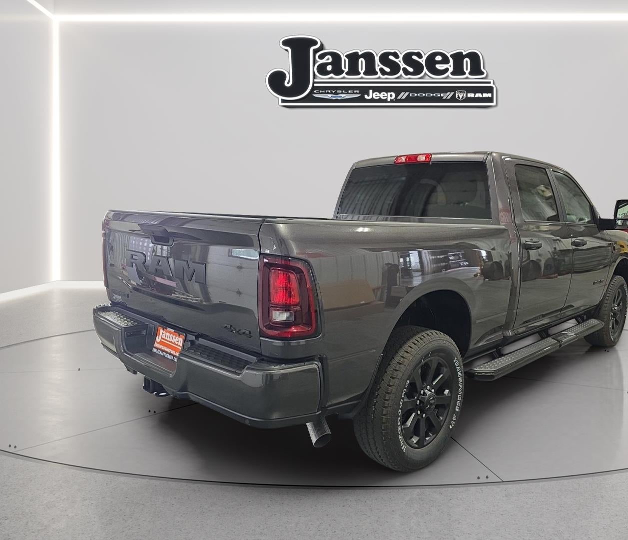 2026 RAM 3500 RAM 3500 BIG HORN CREW CAB 4X4 6'4' BOX