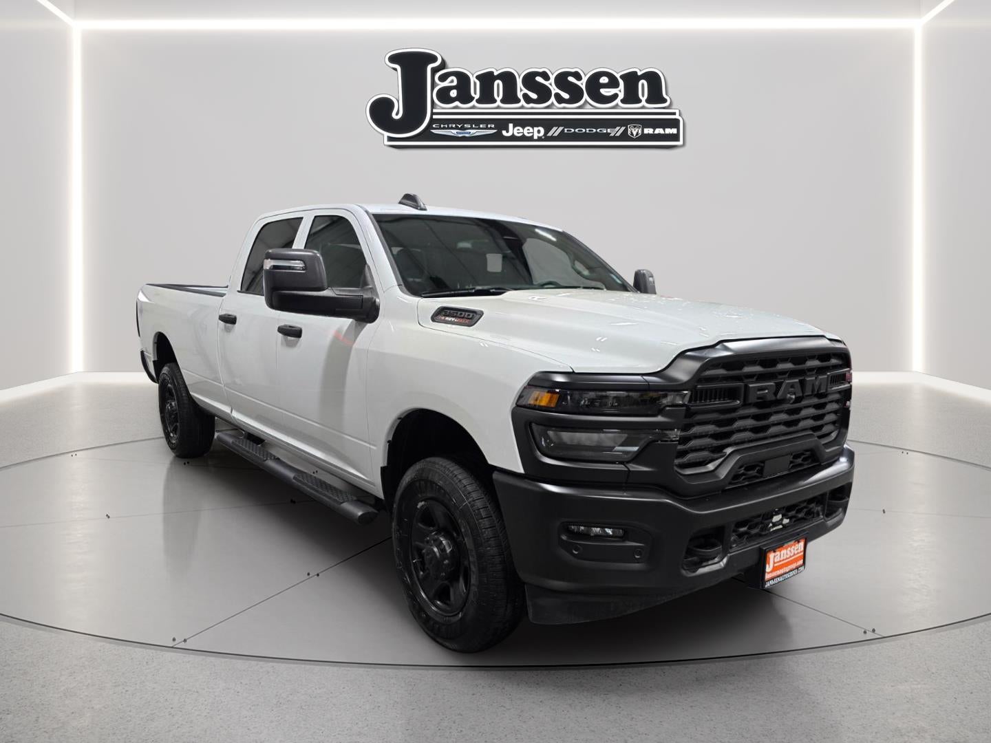 2026 RAM 3500 RAM 3500 TRADESMAN CREW CAB 4X4 8' BOX