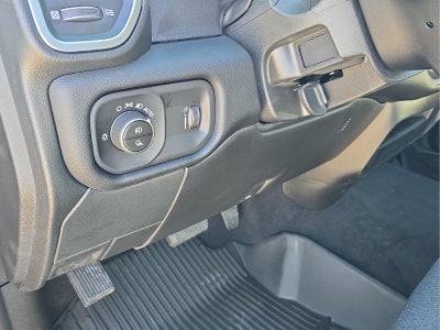 2027 RAM 3500 RAM 3500 BIG HORN CREW CAB 4X4 8' BOX