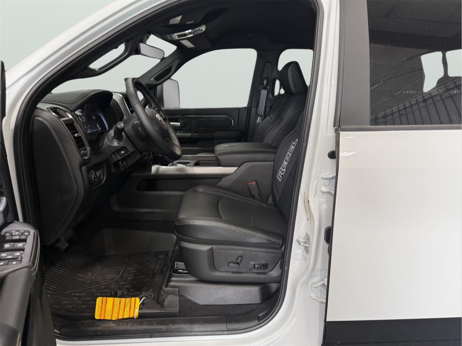 2025 RAM 2500 RAM 2500 REBEL CREW CAB 4X4 6'4' BOX