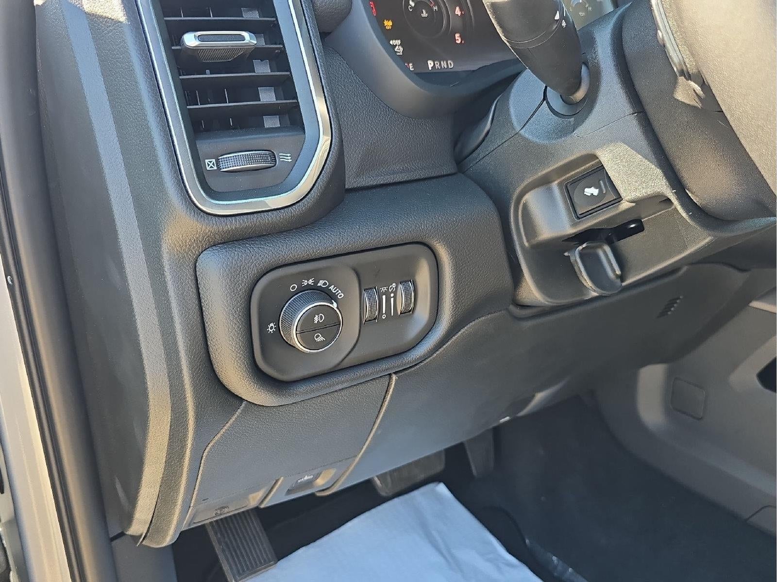 2026 RAM 2500 RAM 2500 LARAMIE CREW CAB 4X4 6'4' BOX