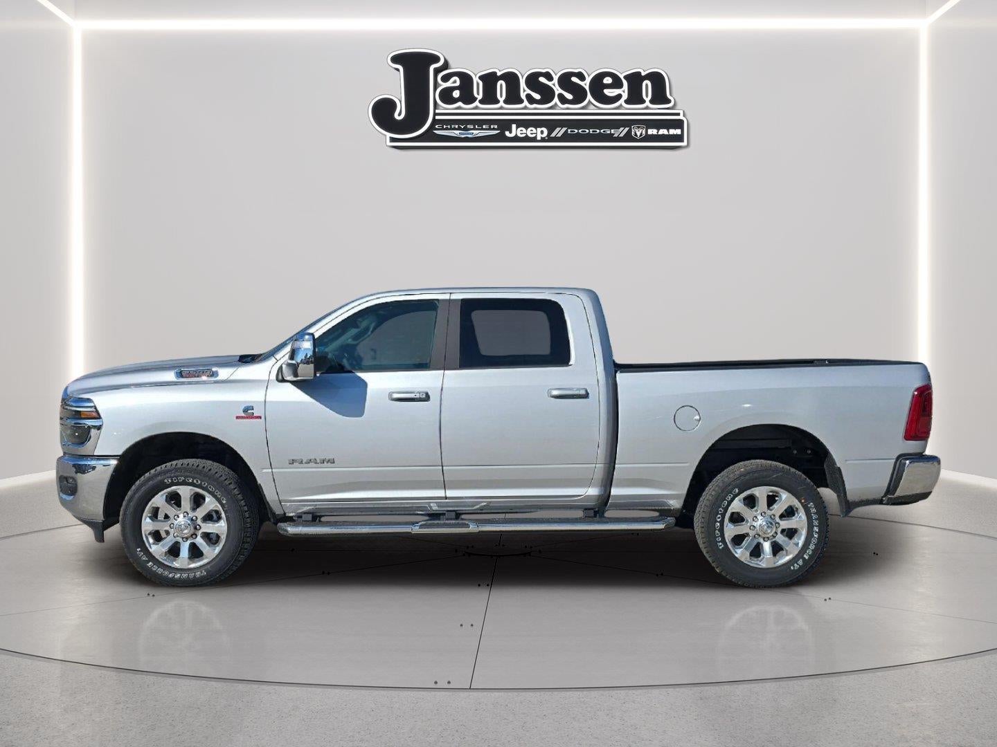 2026 RAM 2500 RAM 2500 LARAMIE CREW CAB 4X4 6'4' BOX