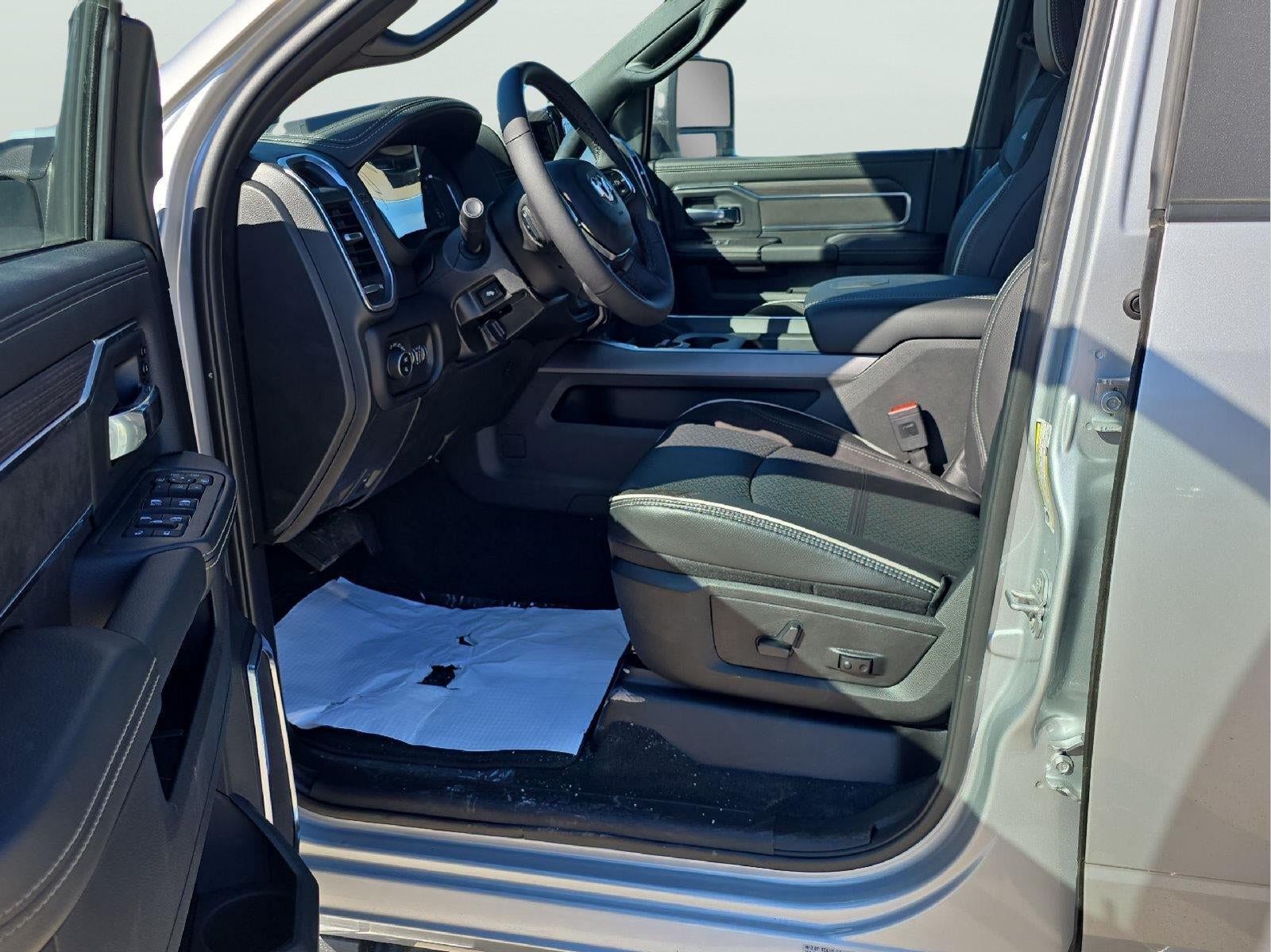 2026 RAM 2500 RAM 2500 LARAMIE CREW CAB 4X4 6'4' BOX