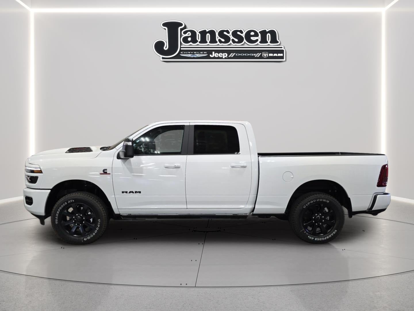 2026 RAM 2500 RAM 2500 LARAMIE CREW CAB 4X4 6'4' BOX
