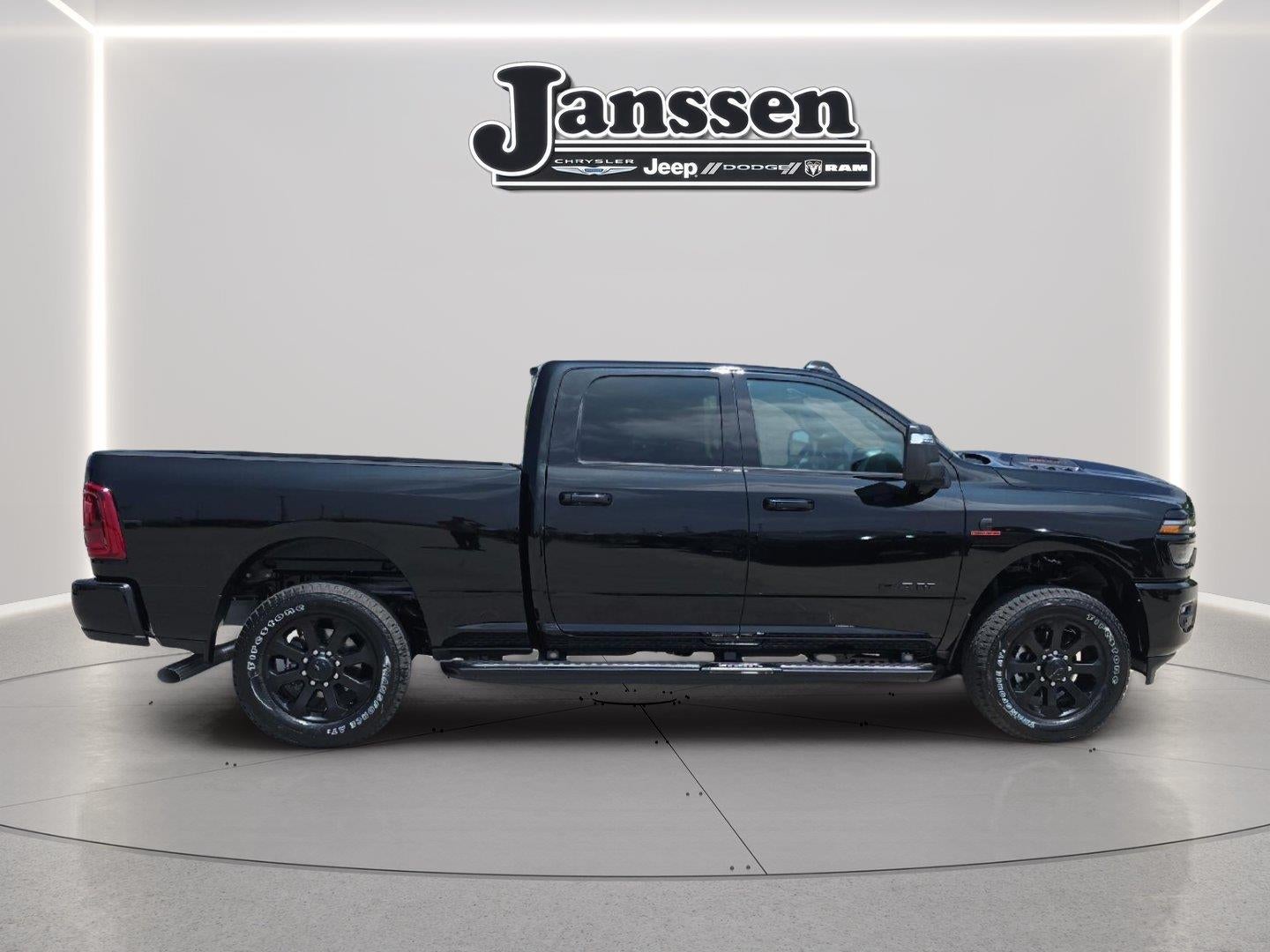2026 RAM 2500 RAM 2500 LARAMIE CREW CAB 4X4 6'4' BOX