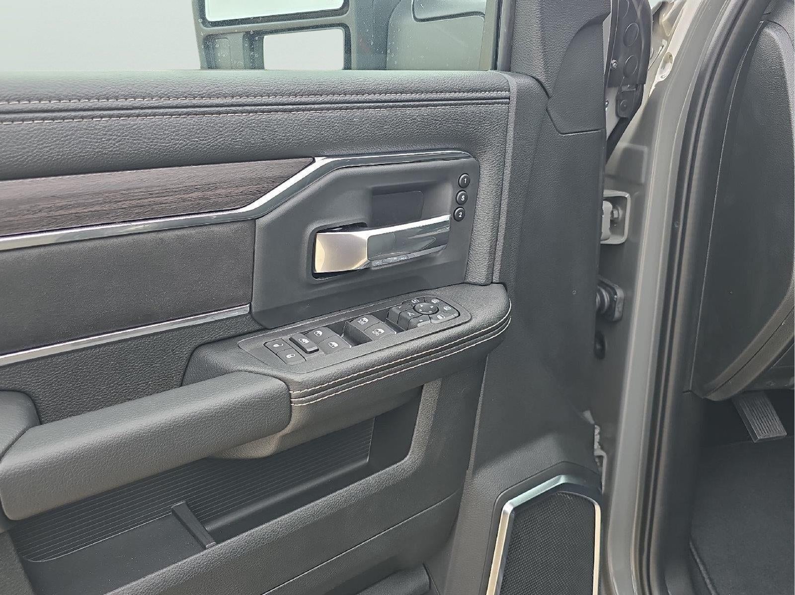 2027 RAM 2500 RAM 2500 LARAMIE CREW CAB 4X4 6'4' BOX